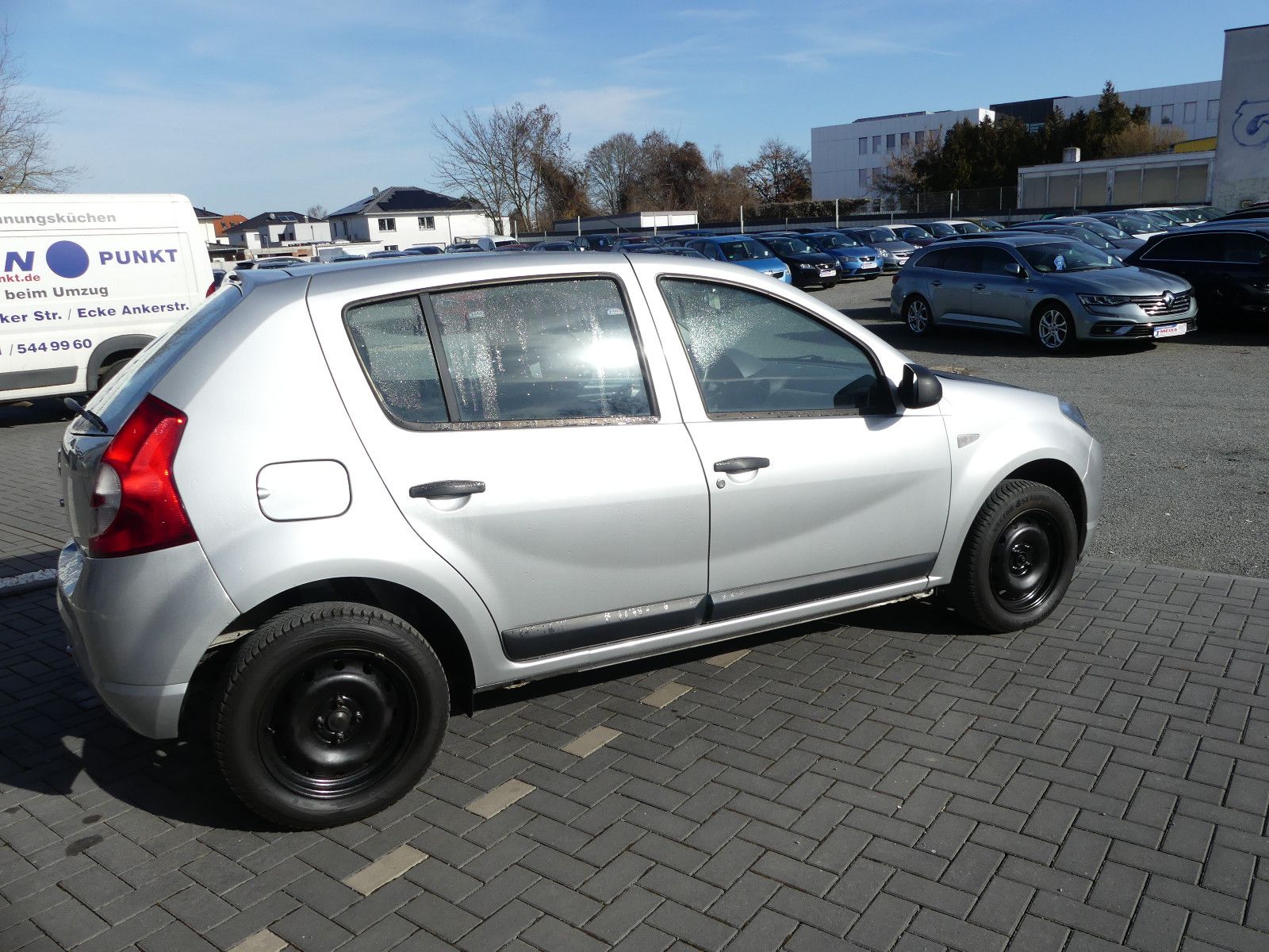 Fahrzeugabbildung Dacia Sandero Ambiance