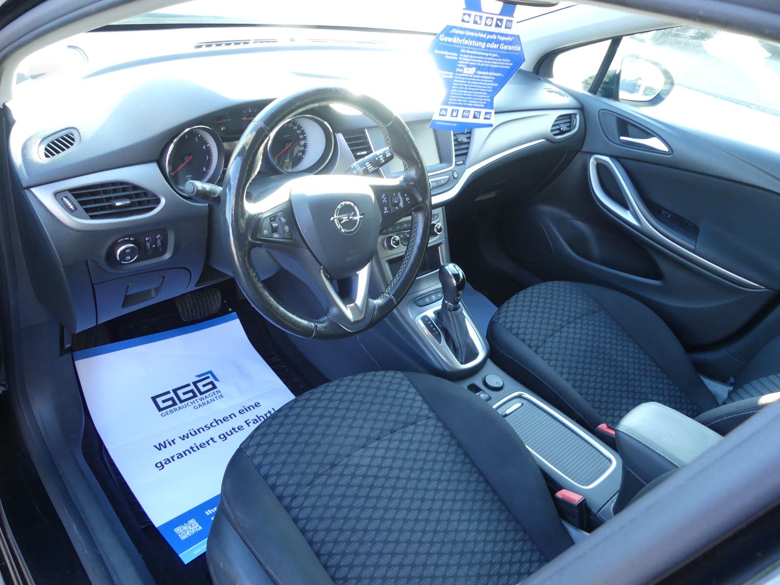 Fahrzeugabbildung Opel Astra K Lim. 5-trg. Edition Start/Stop, Automati