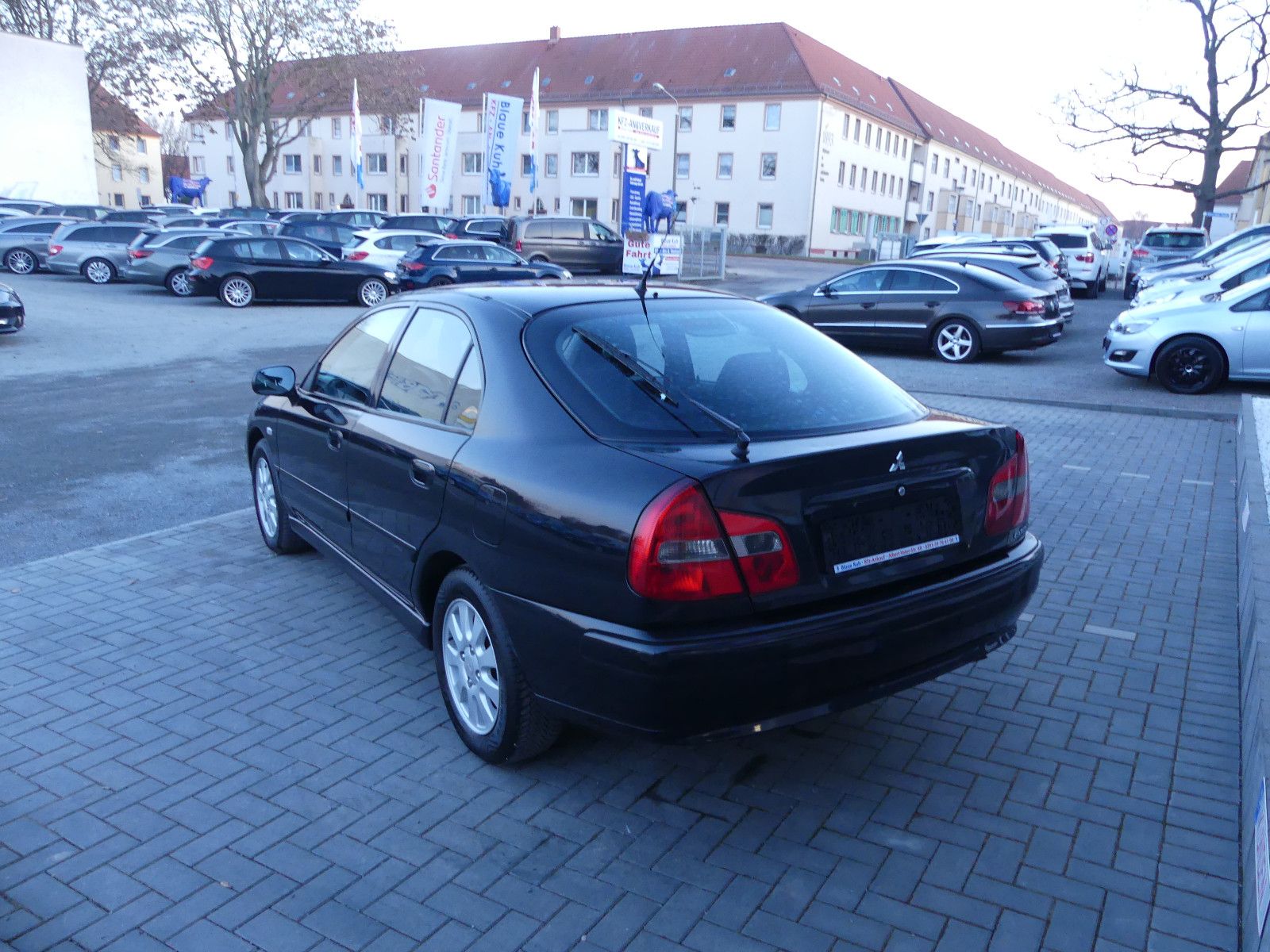 Fahrzeugabbildung Mitsubishi Carisma 1,6 Classic, * TÜV NEU*