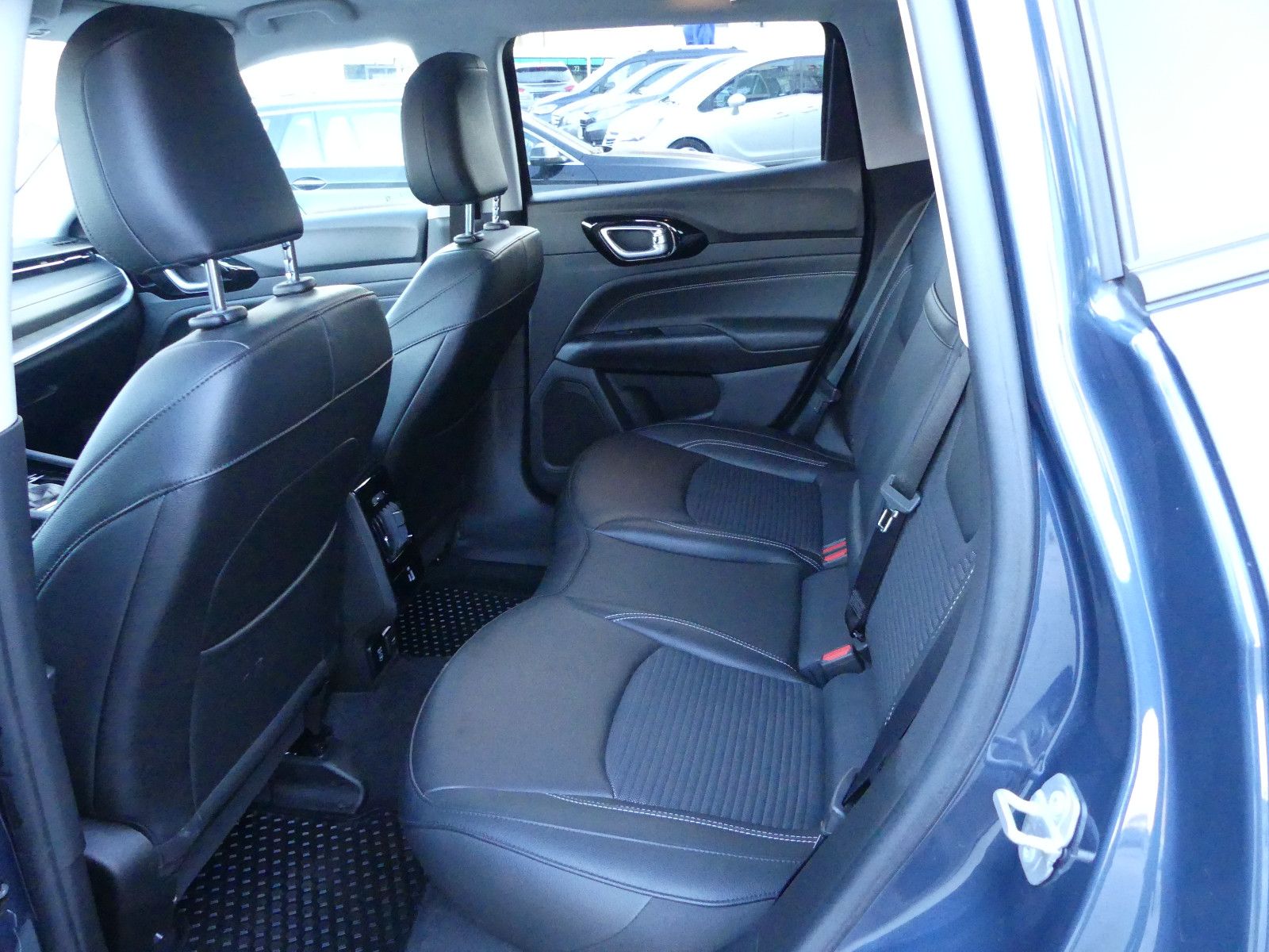 Fahrzeugabbildung Jeep Compass, * AUTOMATIK*