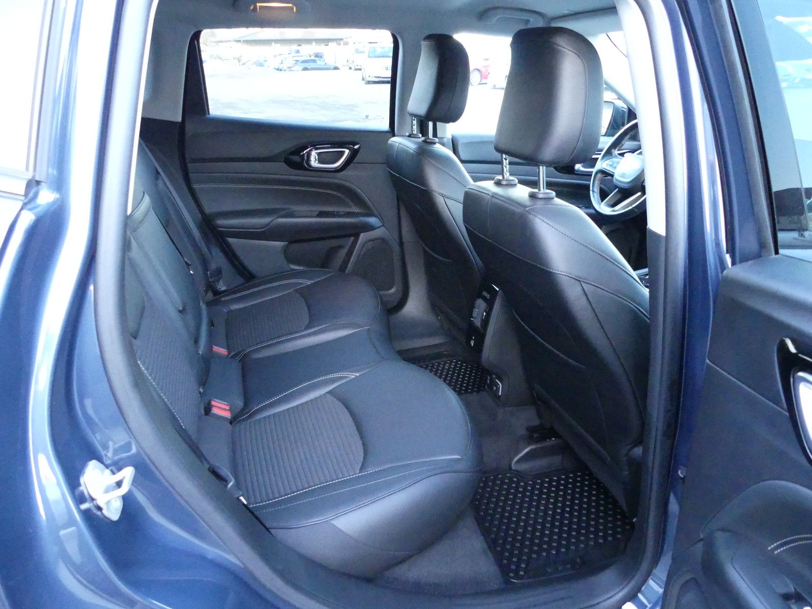 Fahrzeugabbildung Jeep Compass, * AUTOMATIK*