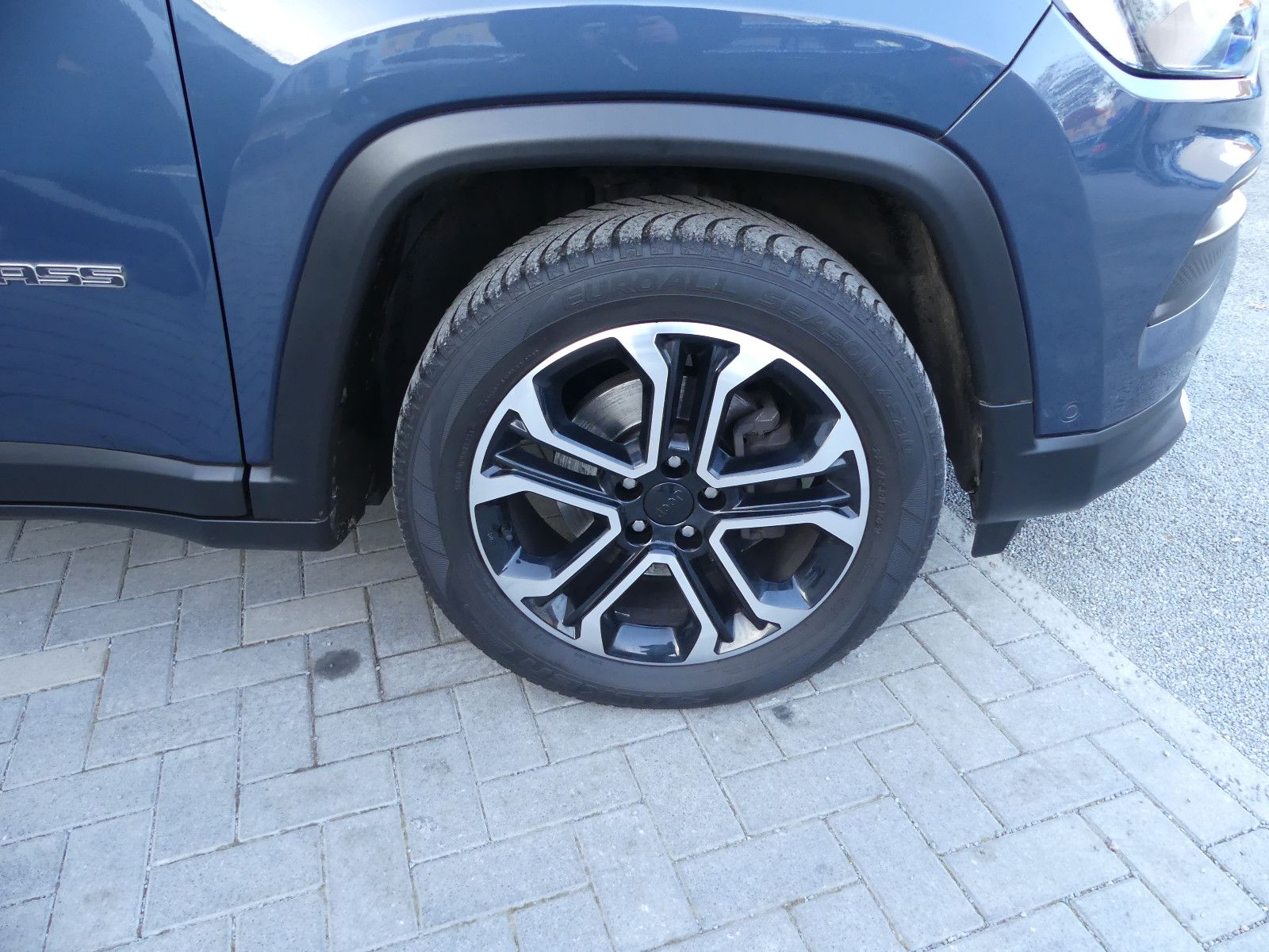 Fahrzeugabbildung Jeep Compass, * AUTOMATIK*