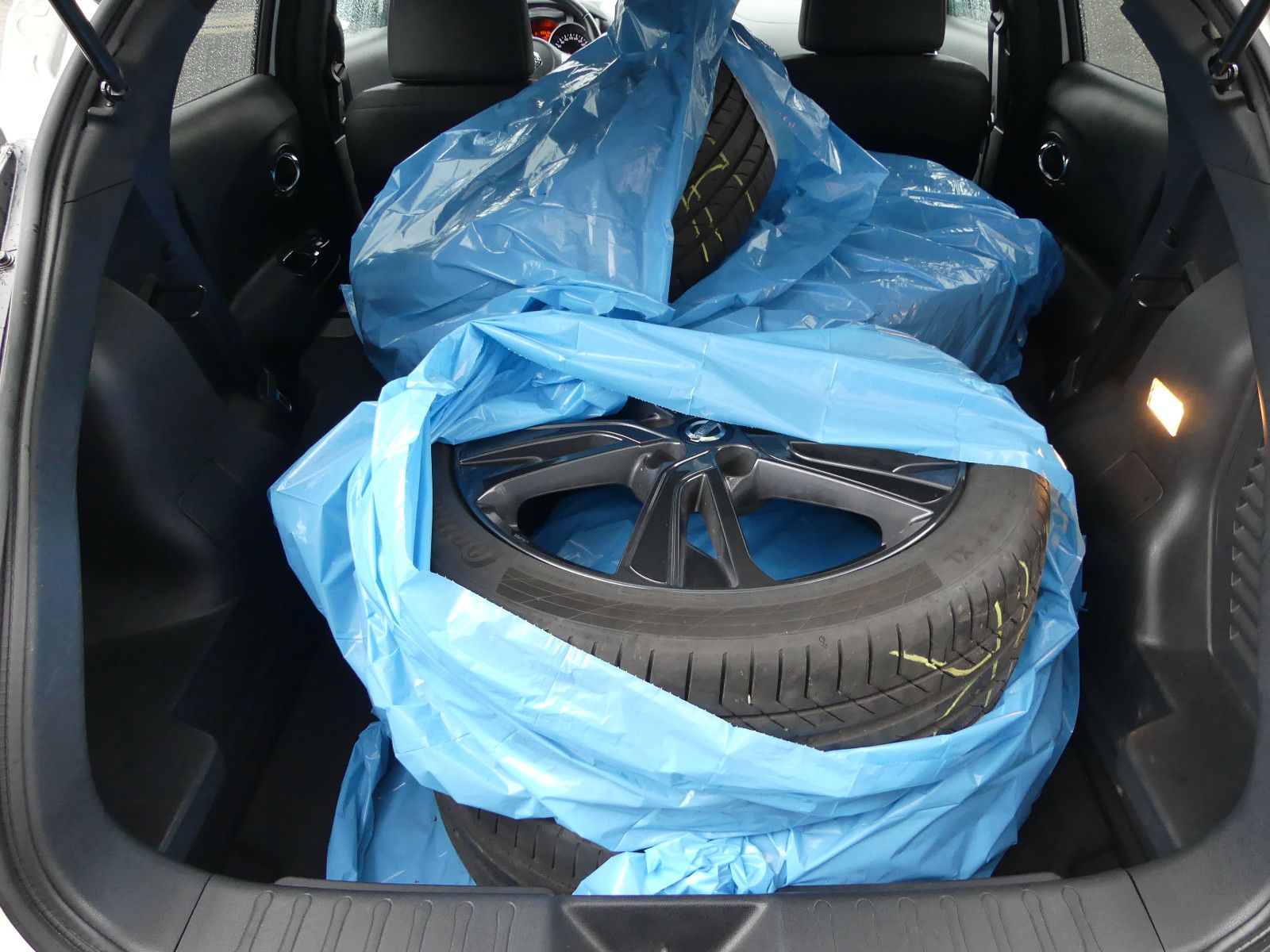 Fahrzeugabbildung Nissan Juke N-Connecta