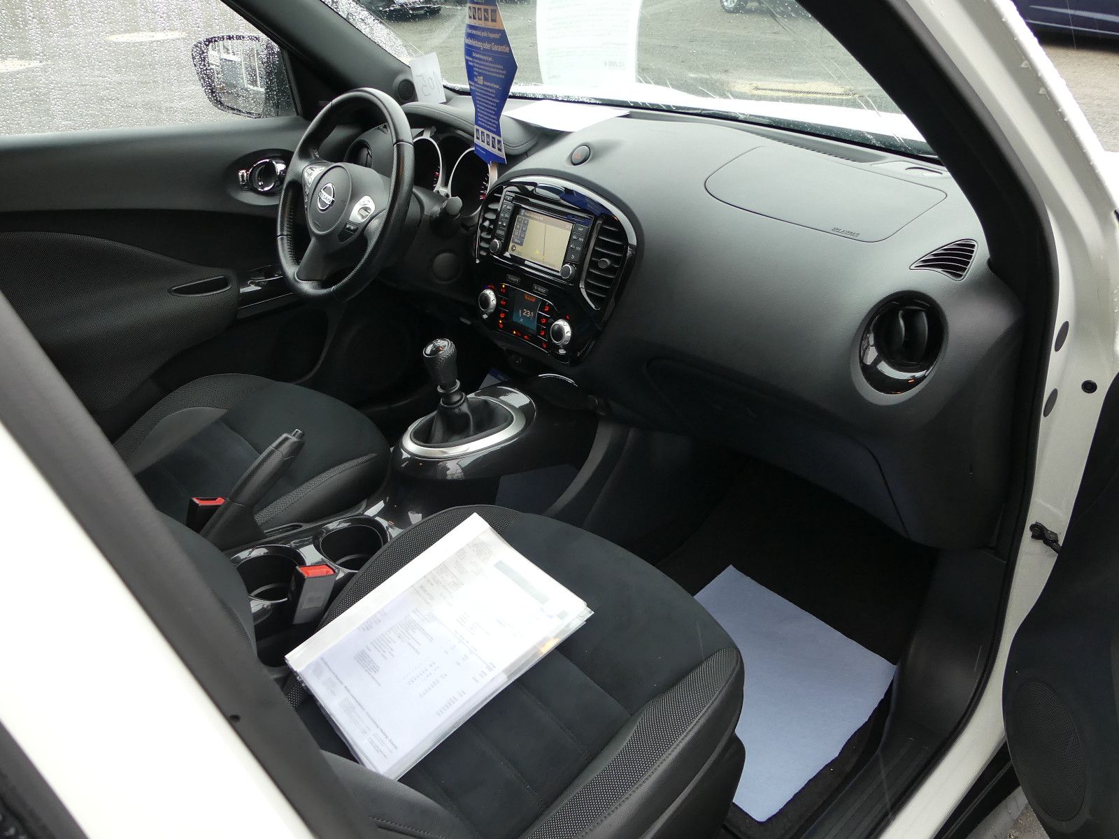 Fahrzeugabbildung Nissan Juke N-Connecta