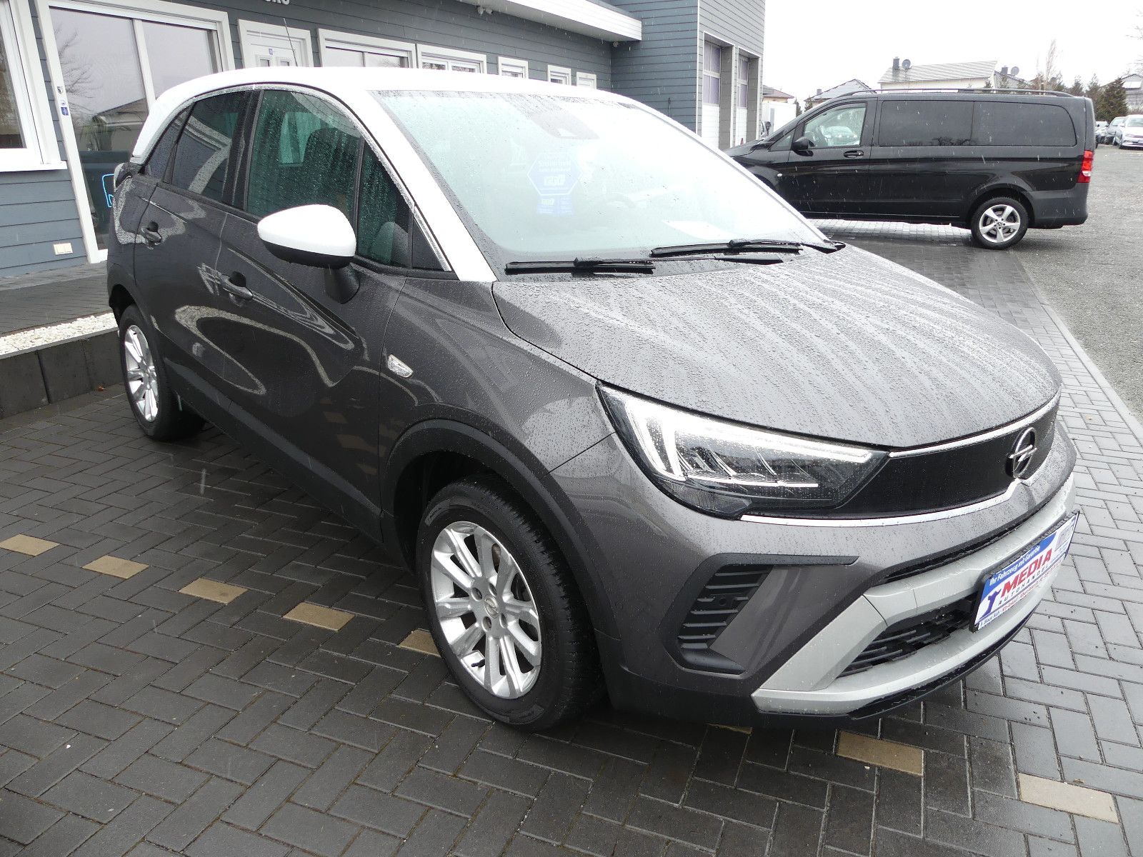 Fahrzeugabbildung Opel Crossland (X), 26000 km