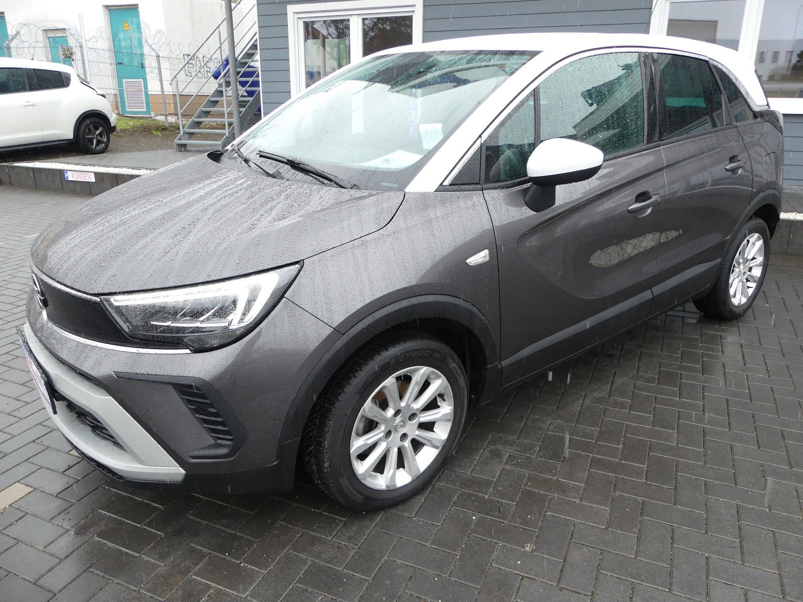 Fahrzeugabbildung Opel Crossland (X), 26000 km