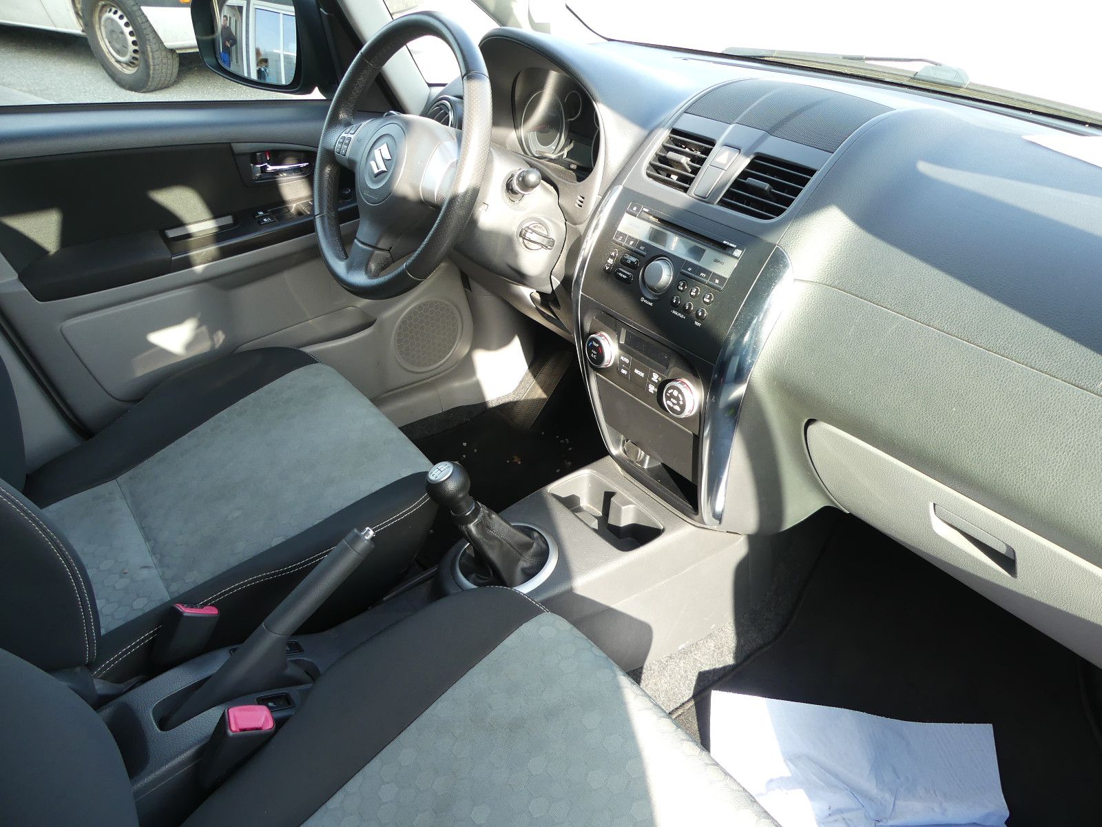 Fahrzeugabbildung Suzuki SX4