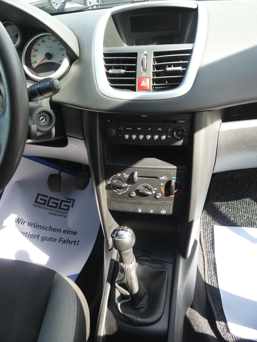 Fahrzeugabbildung Peugeot 207 Filou"40TKM"