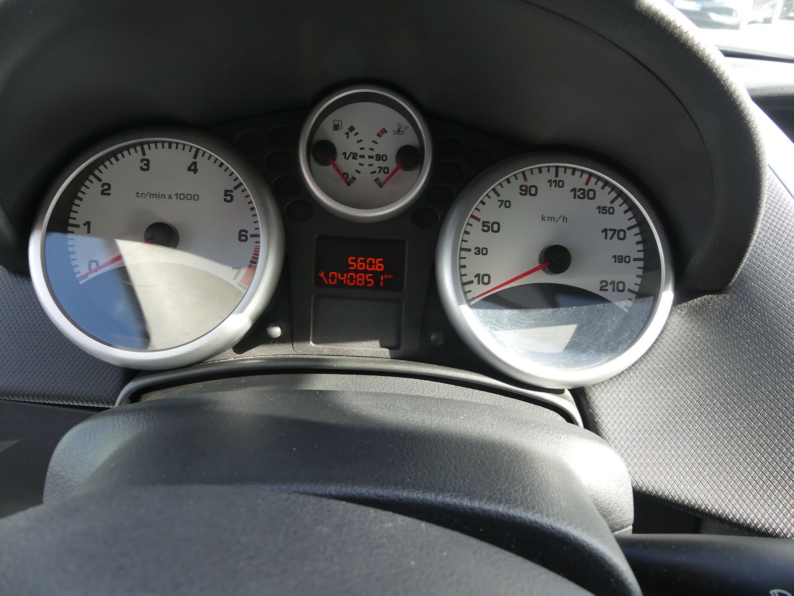 Fahrzeugabbildung Peugeot 207 Filou"40TKM"