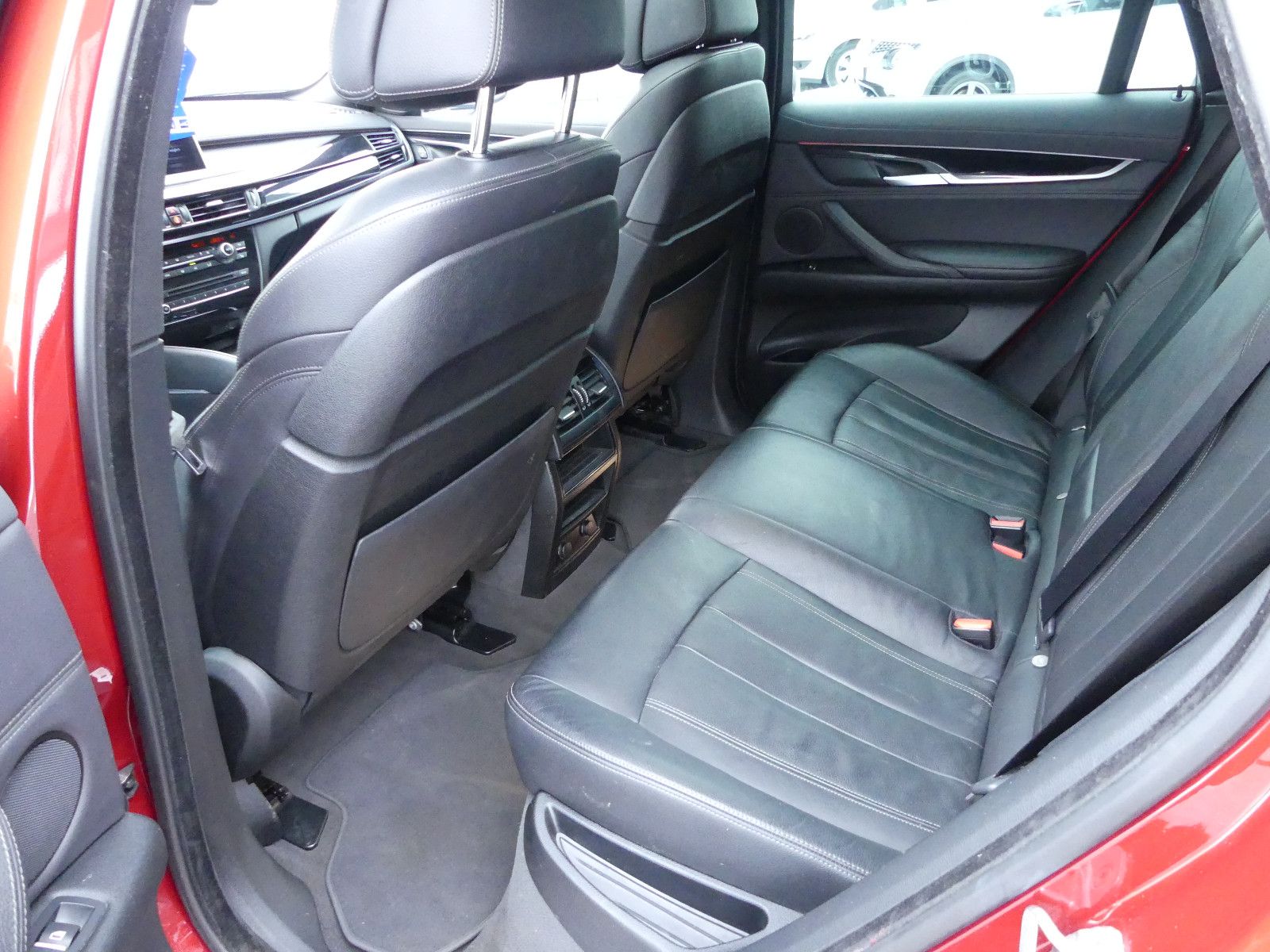 Fahrzeugabbildung BMW X6 xDrive 30 d, *TÜV NEU*