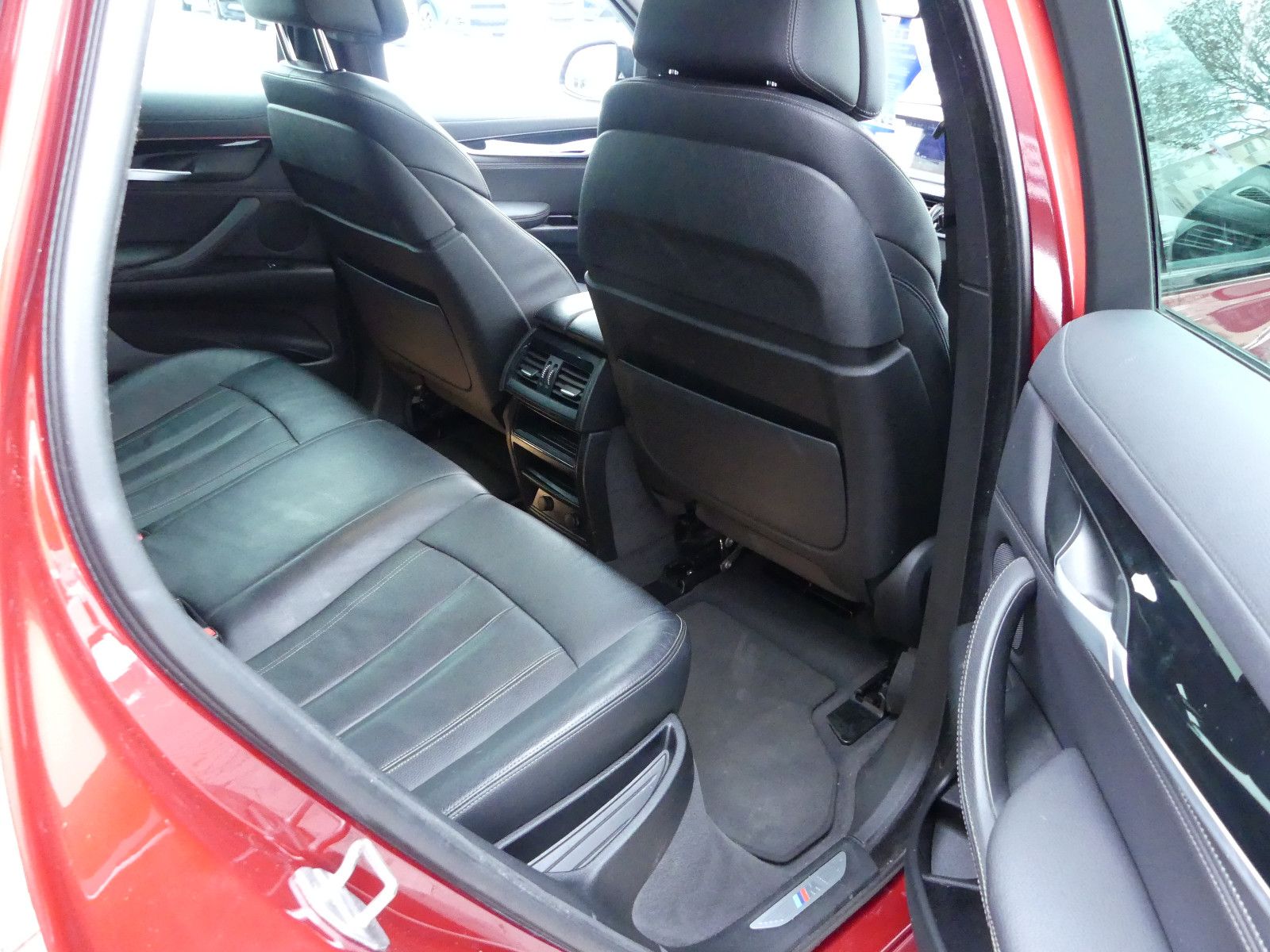 Fahrzeugabbildung BMW X6 xDrive 30 d, *TÜV NEU*