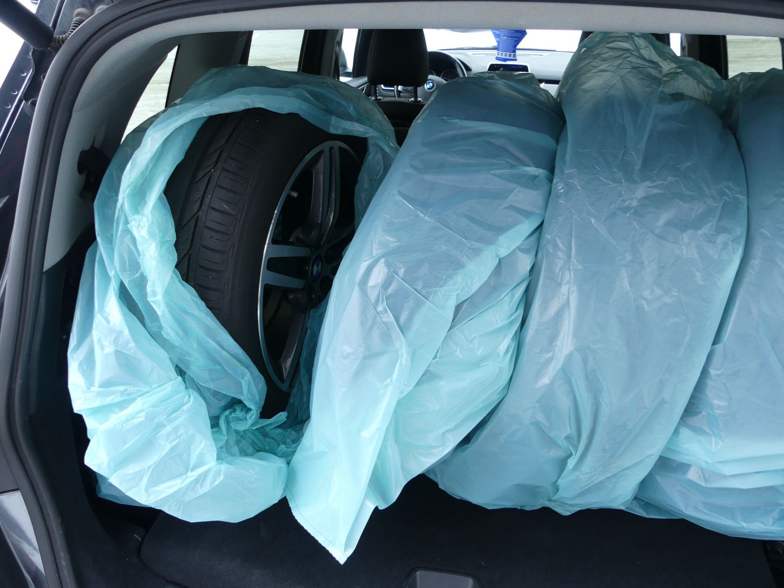 Fahrzeugabbildung BMW 218 2 Gran Tourer 218 i Sport Line "7Sitzer"