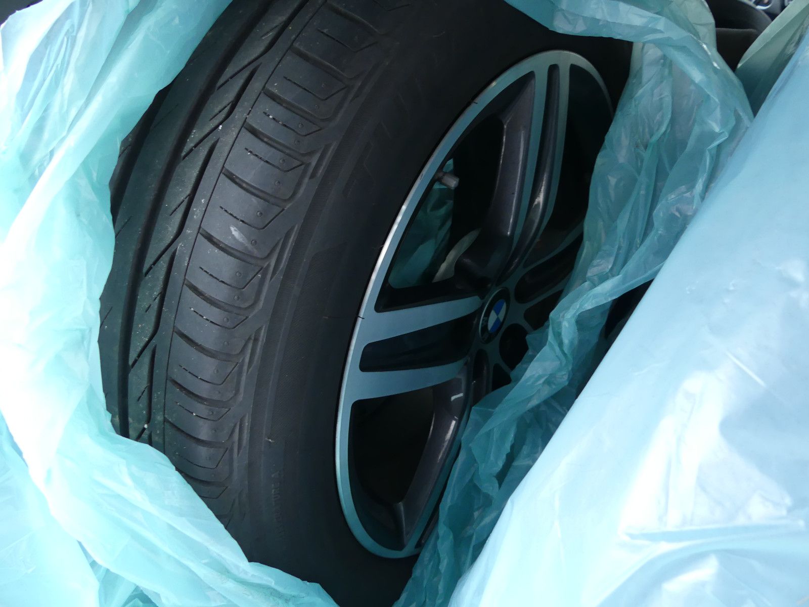 Fahrzeugabbildung BMW 218 2 Gran Tourer 218 i Sport Line "7Sitzer"