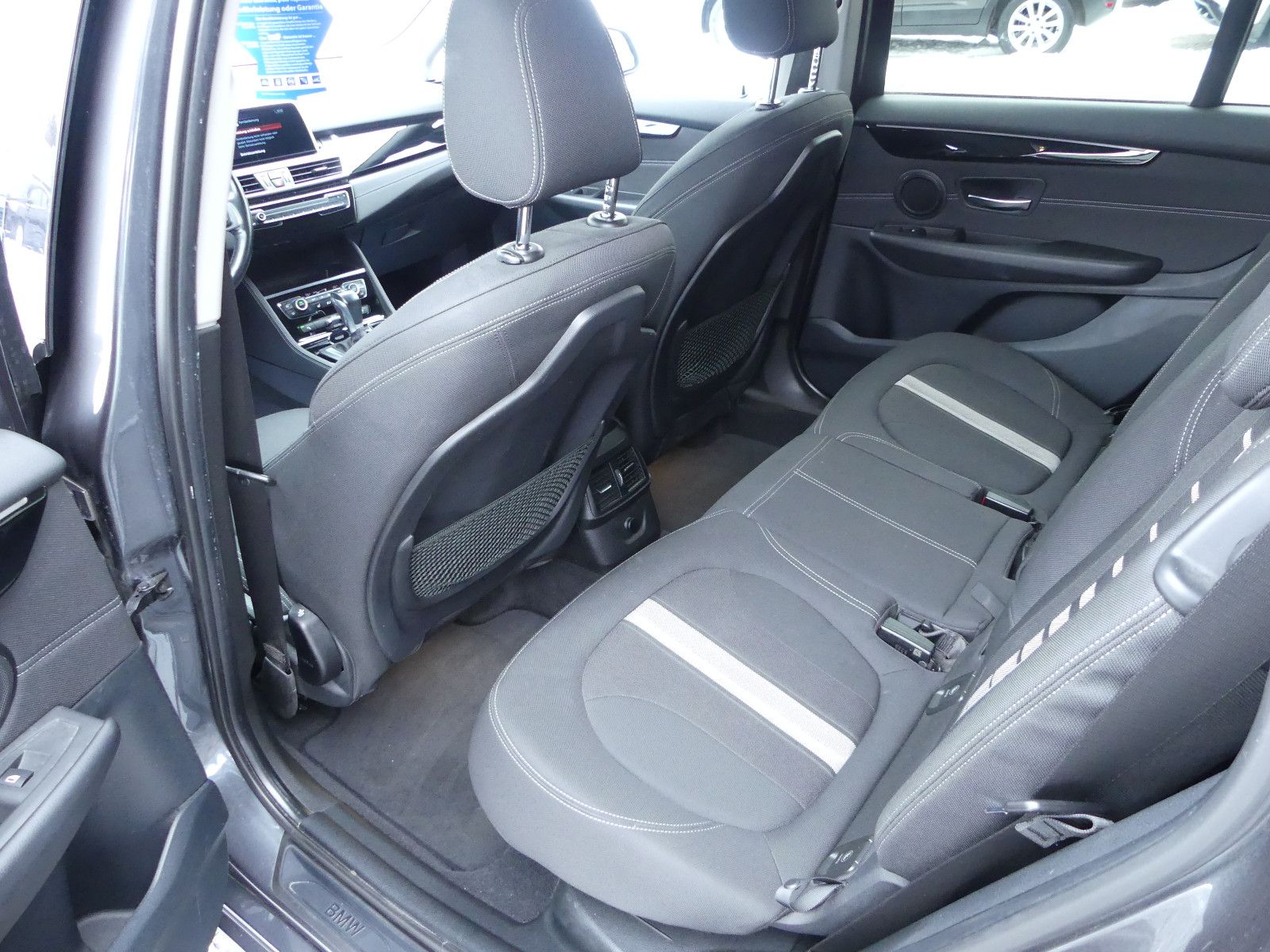 Fahrzeugabbildung BMW 218 2 Gran Tourer 218 i Sport Line "7Sitzer"