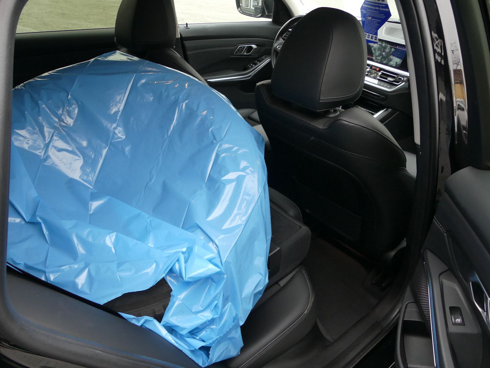 Fahrzeugabbildung BMW 330 3 Touring 330 d xDrive Sport Line