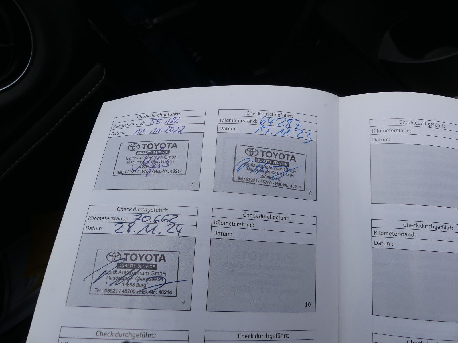 Fahrzeugabbildung Toyota Auris Hybrid Design Edition *1-Hand**Nur 76tkm*