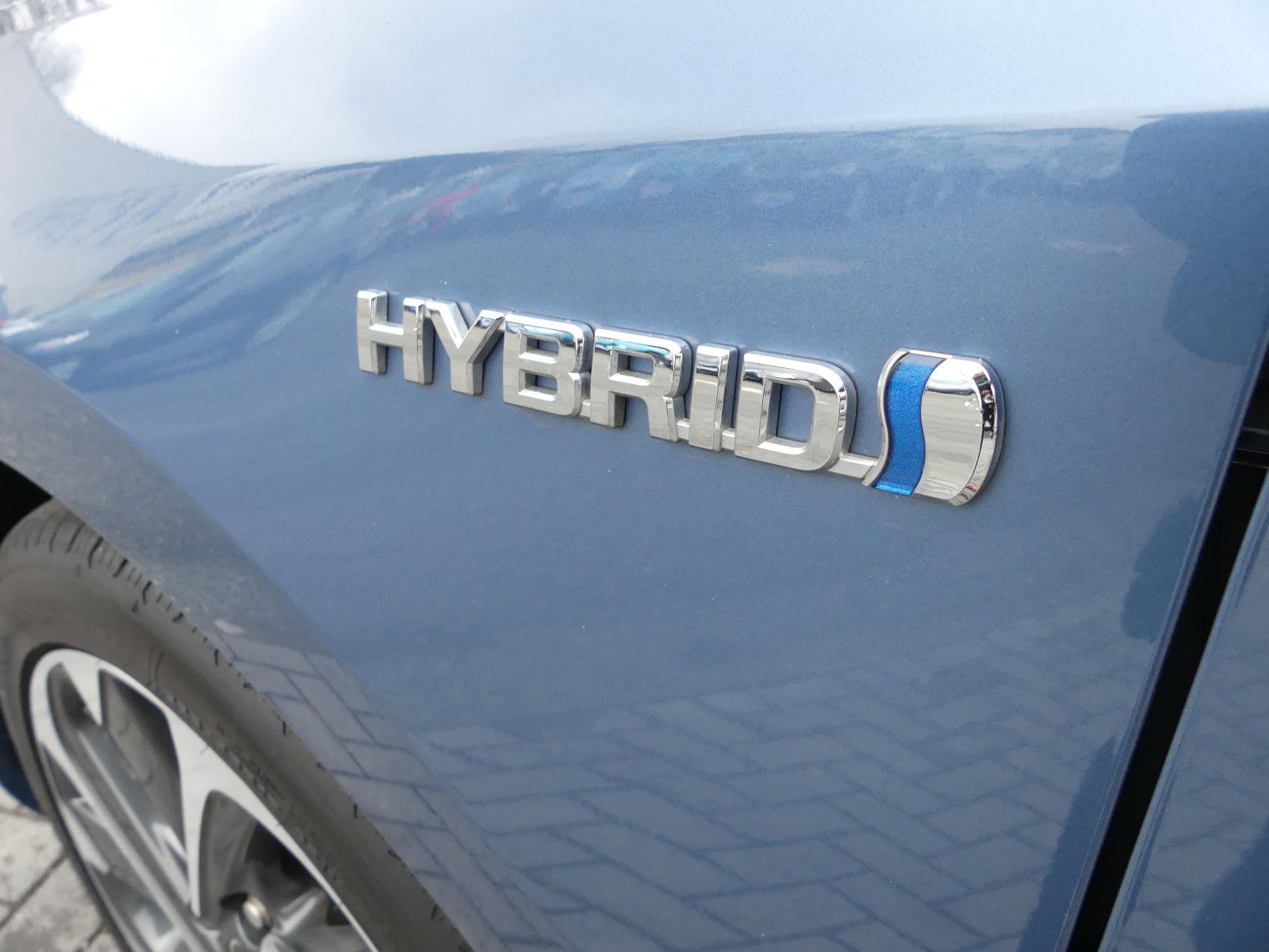 Fahrzeugabbildung Toyota Auris Hybrid Design Edition *1-Hand**Nur 76tkm*