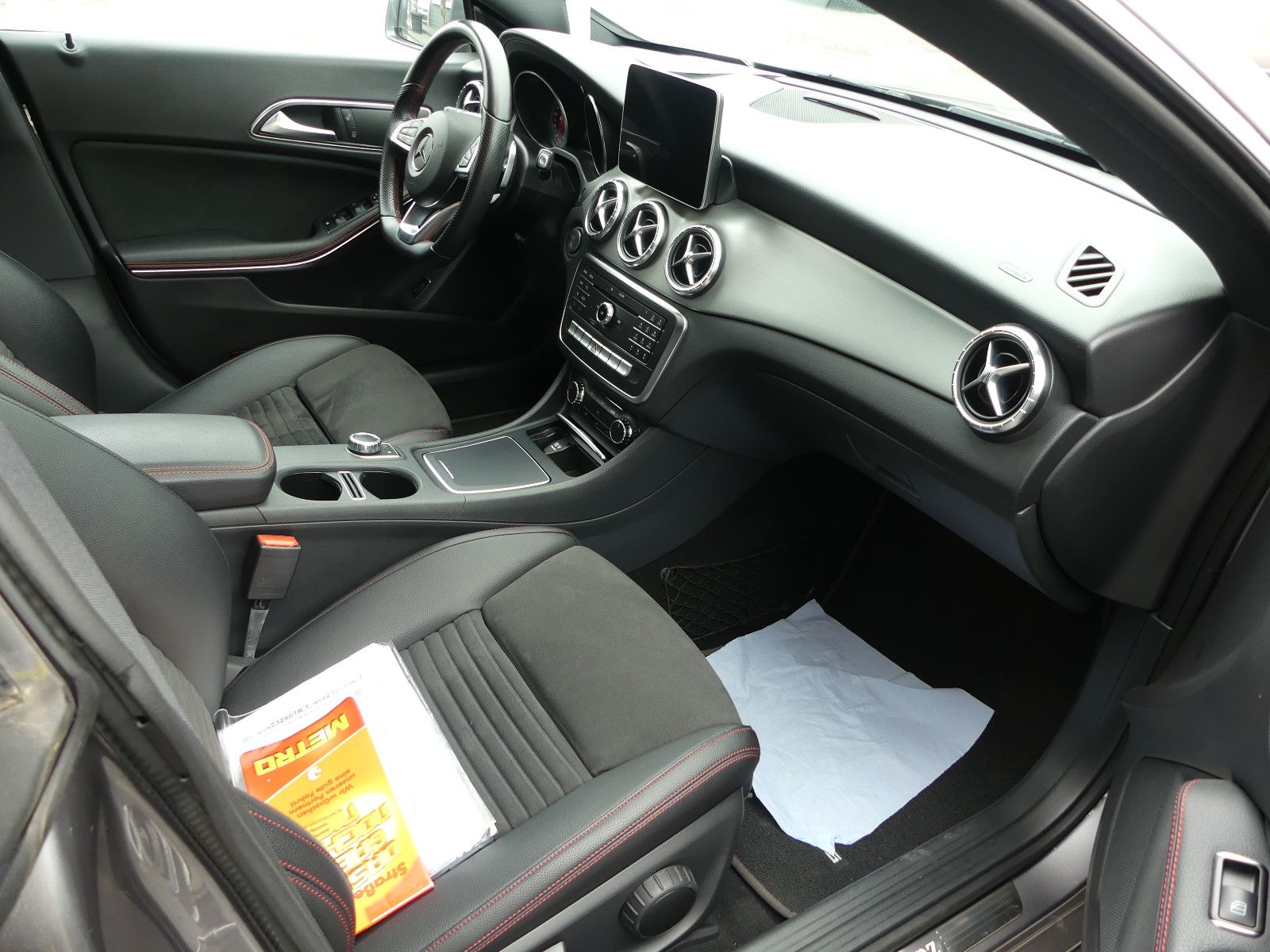 Fahrzeugabbildung Mercedes-Benz CLA Shooting Brake CLA 200 *Serviceheft**58tkm*