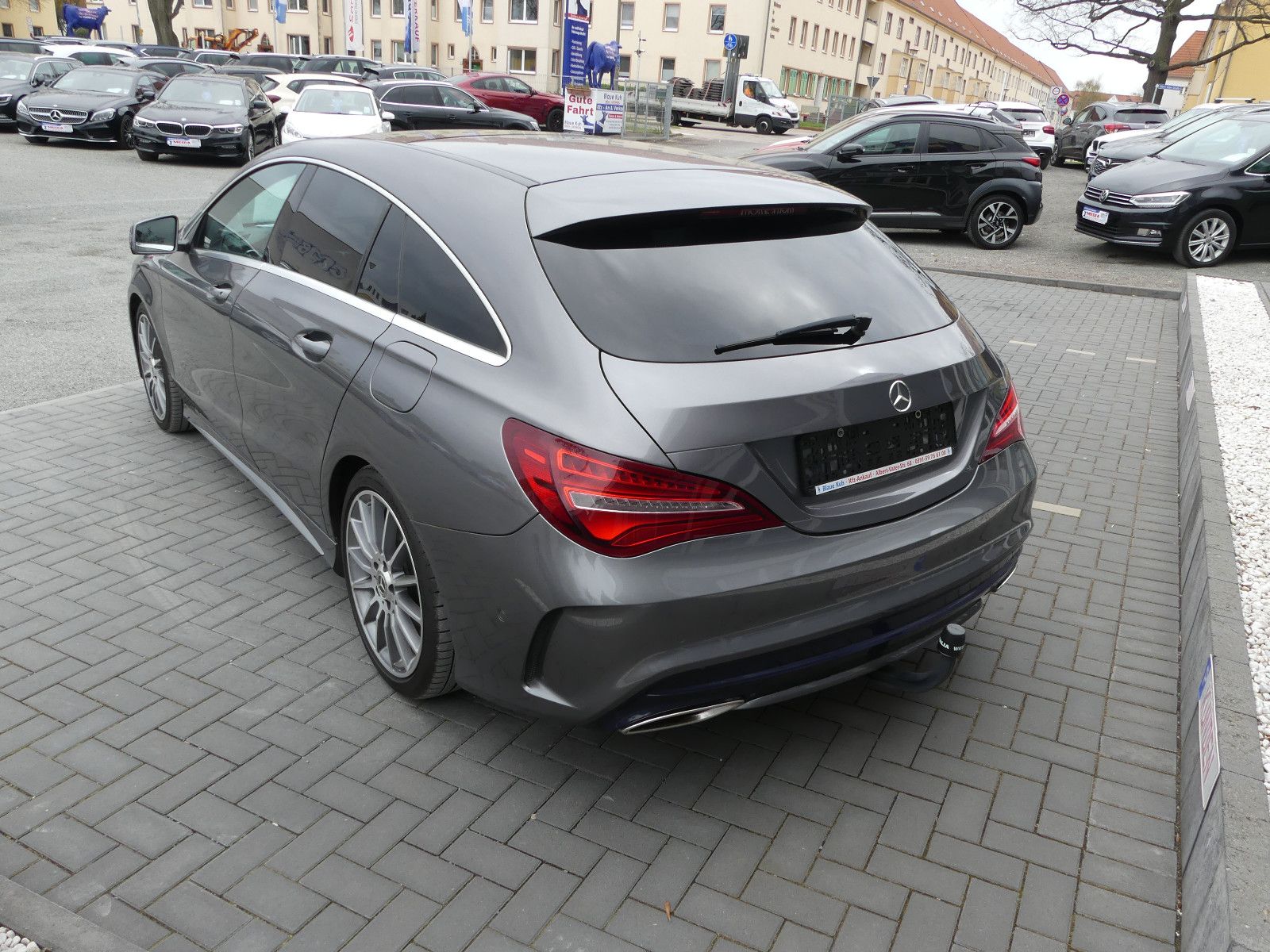 Fahrzeugabbildung Mercedes-Benz CLA Shooting Brake CLA 200 *Serviceheft**58tkm*