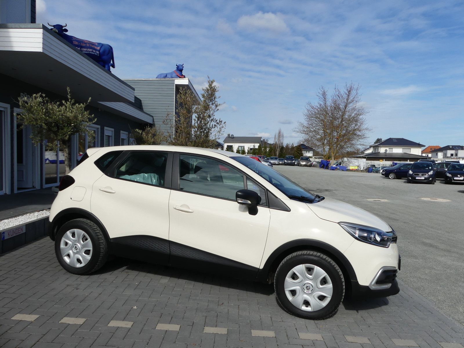 Fahrzeugabbildung Renault Captur Life *Nur 33tkm**Sehr gepflegt*