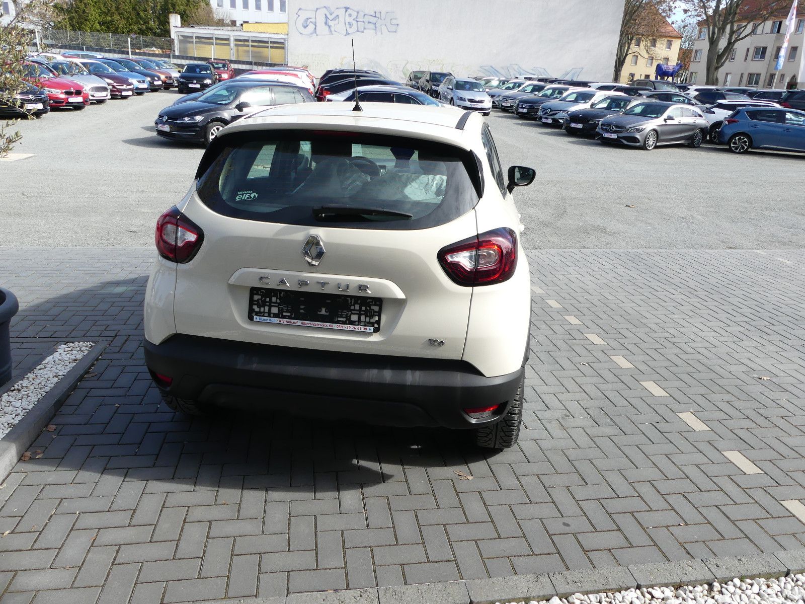 Fahrzeugabbildung Renault Captur Life *Nur 33tkm**Sehr gepflegt*