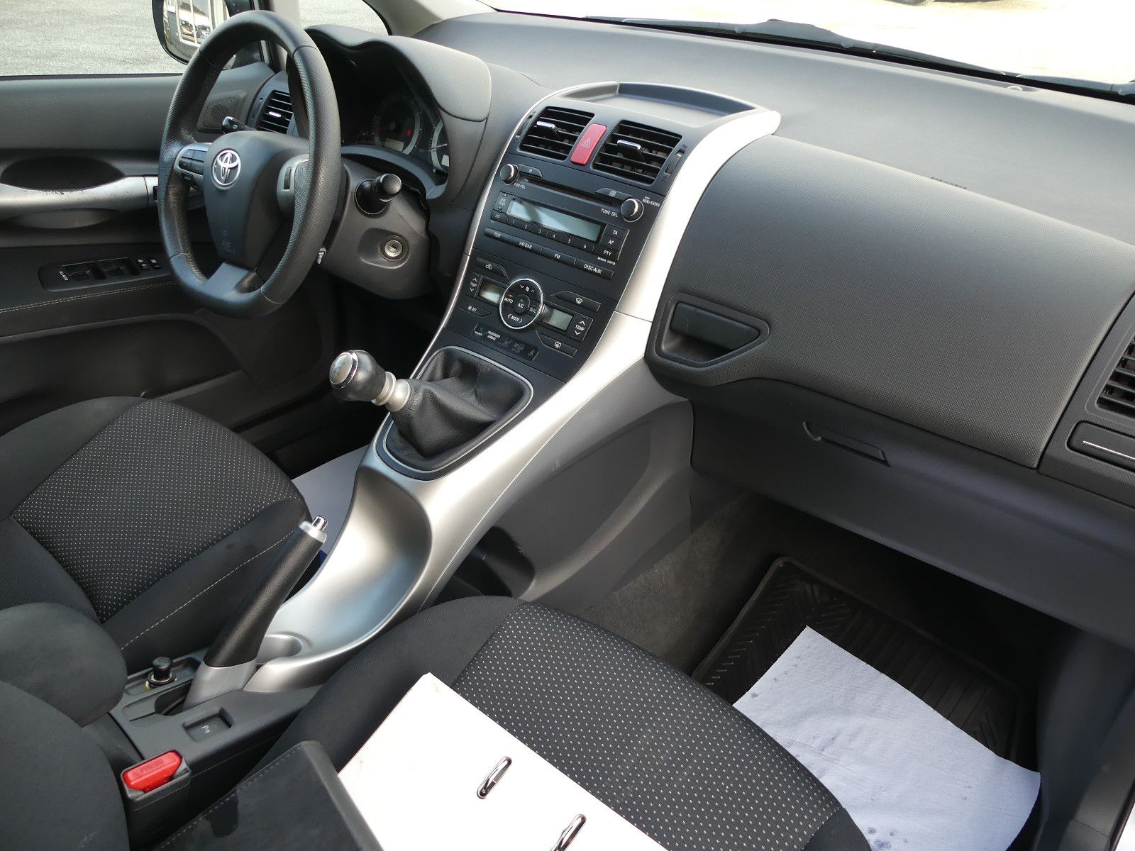 Fahrzeugabbildung Toyota Auris Edition*1.Hand**74tkm*Scheckheftgepf*