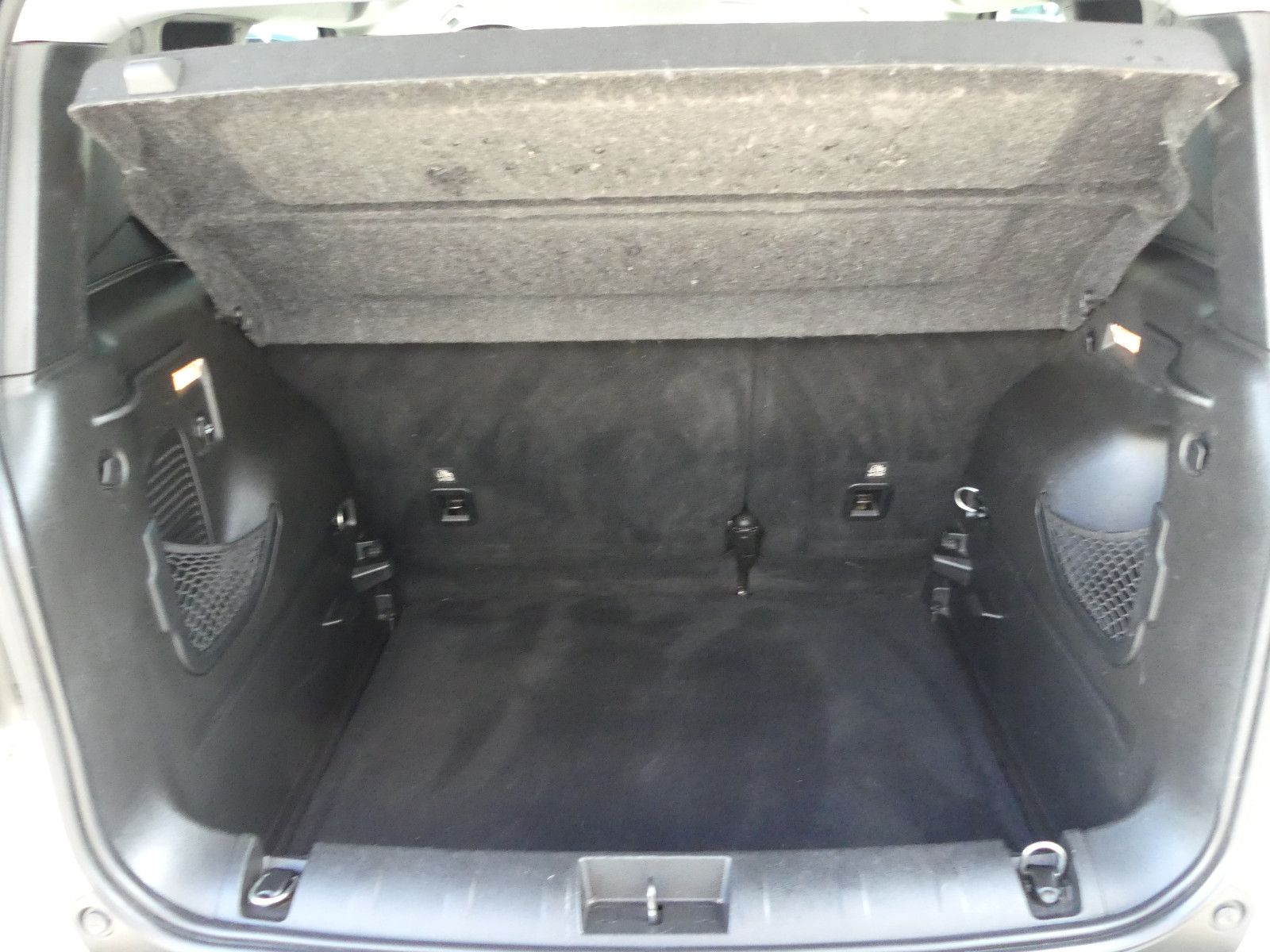 Fahrzeugabbildung Jeep Renegade Sport FWD