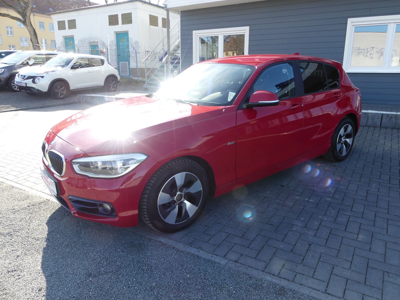 Fahrzeugabbildung BMW 118 1 Limousine 5-trg. 118 d Sport Line*2.Hand*