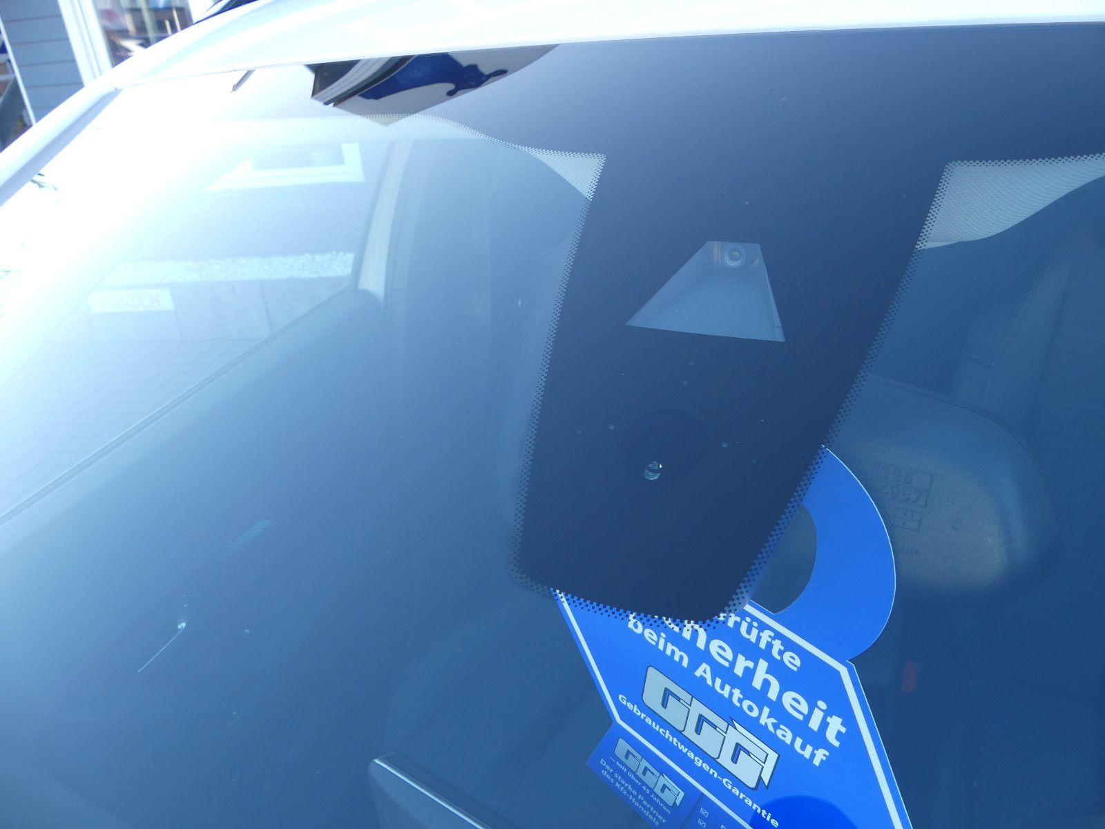 Fahrzeugabbildung Peugeot 2008 Allure Pack*Scheckheftgepf.*53tkm*