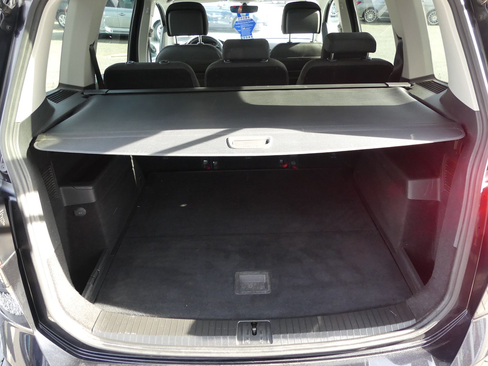 Fahrzeugabbildung Volkswagen Touran Highline BMT/Start-Stopp*1.Hand*Automatik