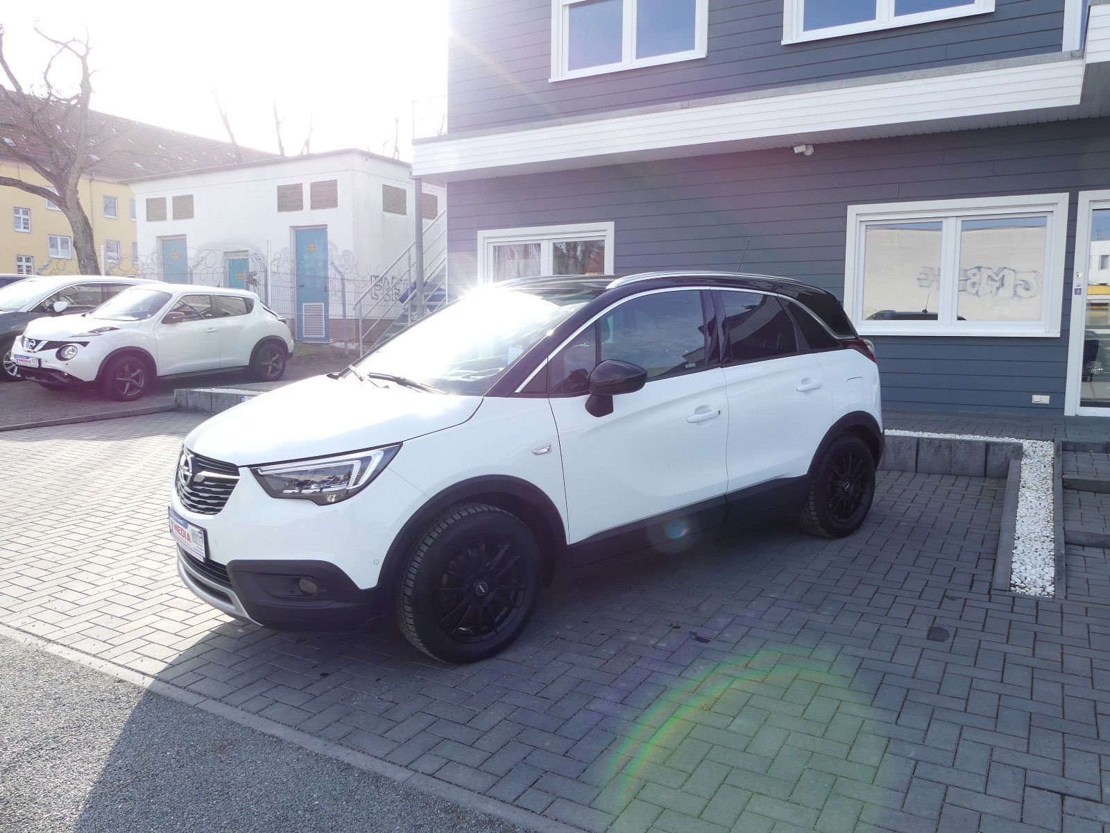 Fahrzeugabbildung Opel Crossland (X)