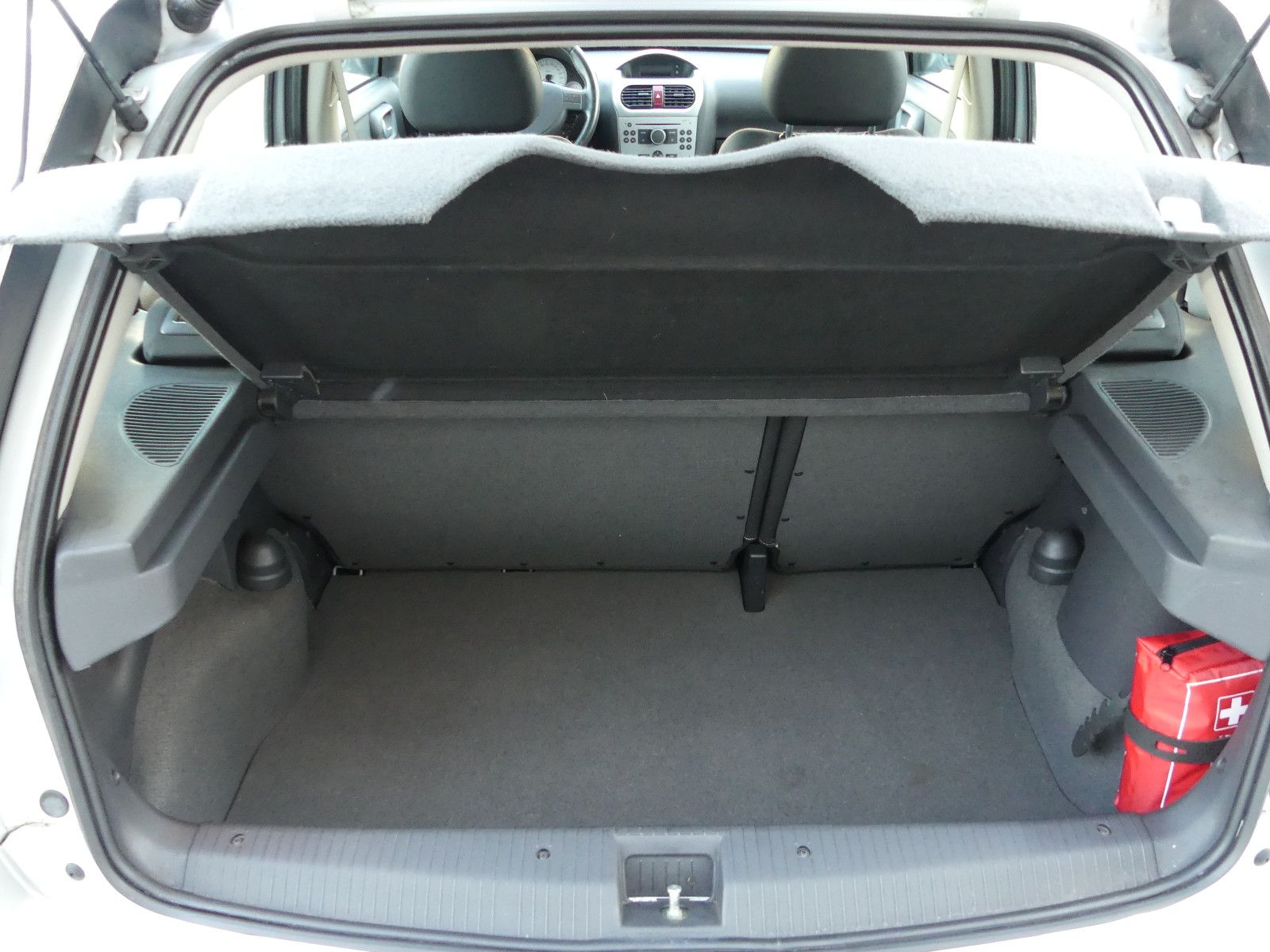 Fahrzeugabbildung Opel Corsa C Edition*2.Hand*