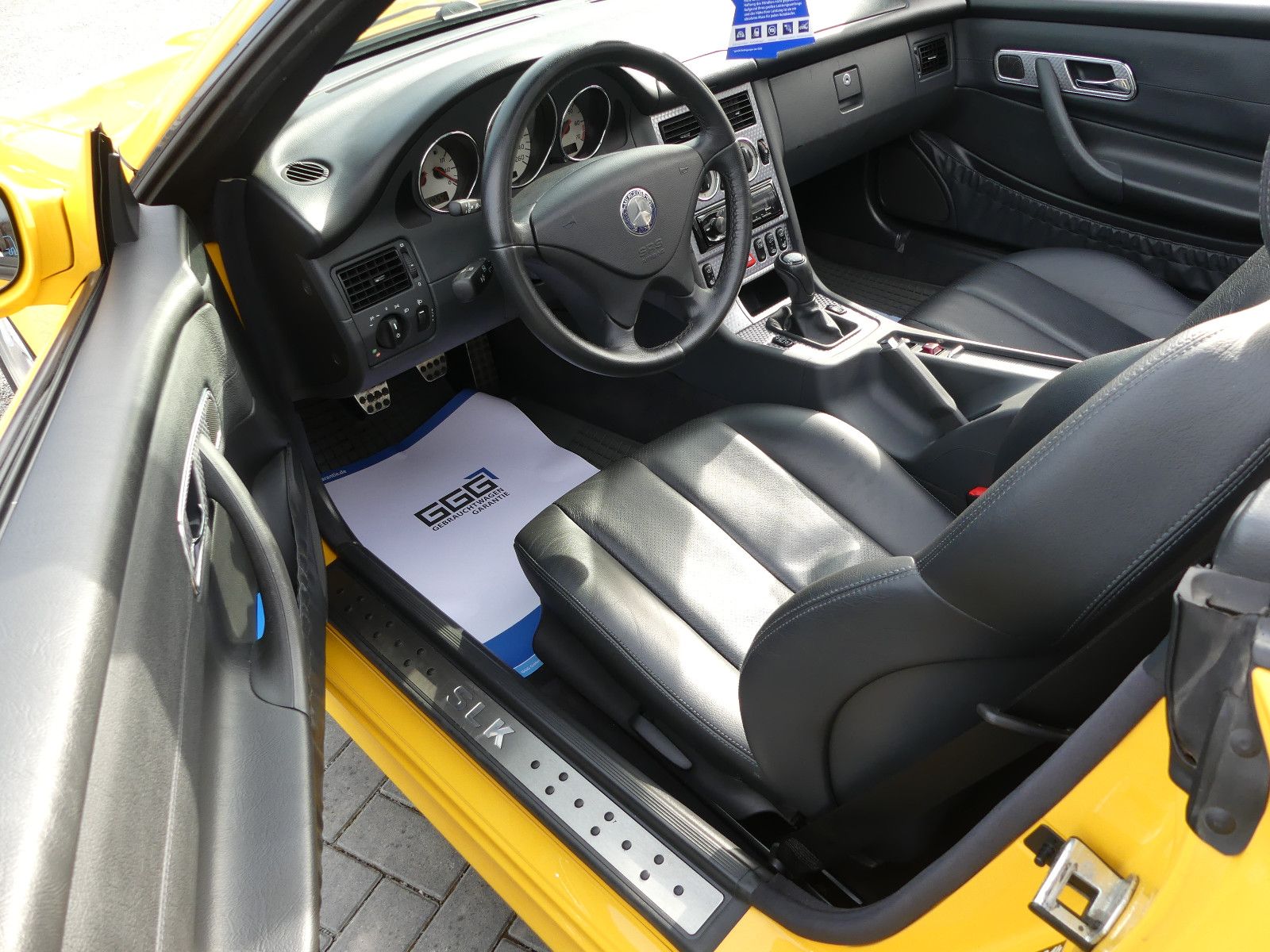 Fahrzeugabbildung Mercedes-Benz SLK 200 Kompressor "Special Edition"*1.HAND*