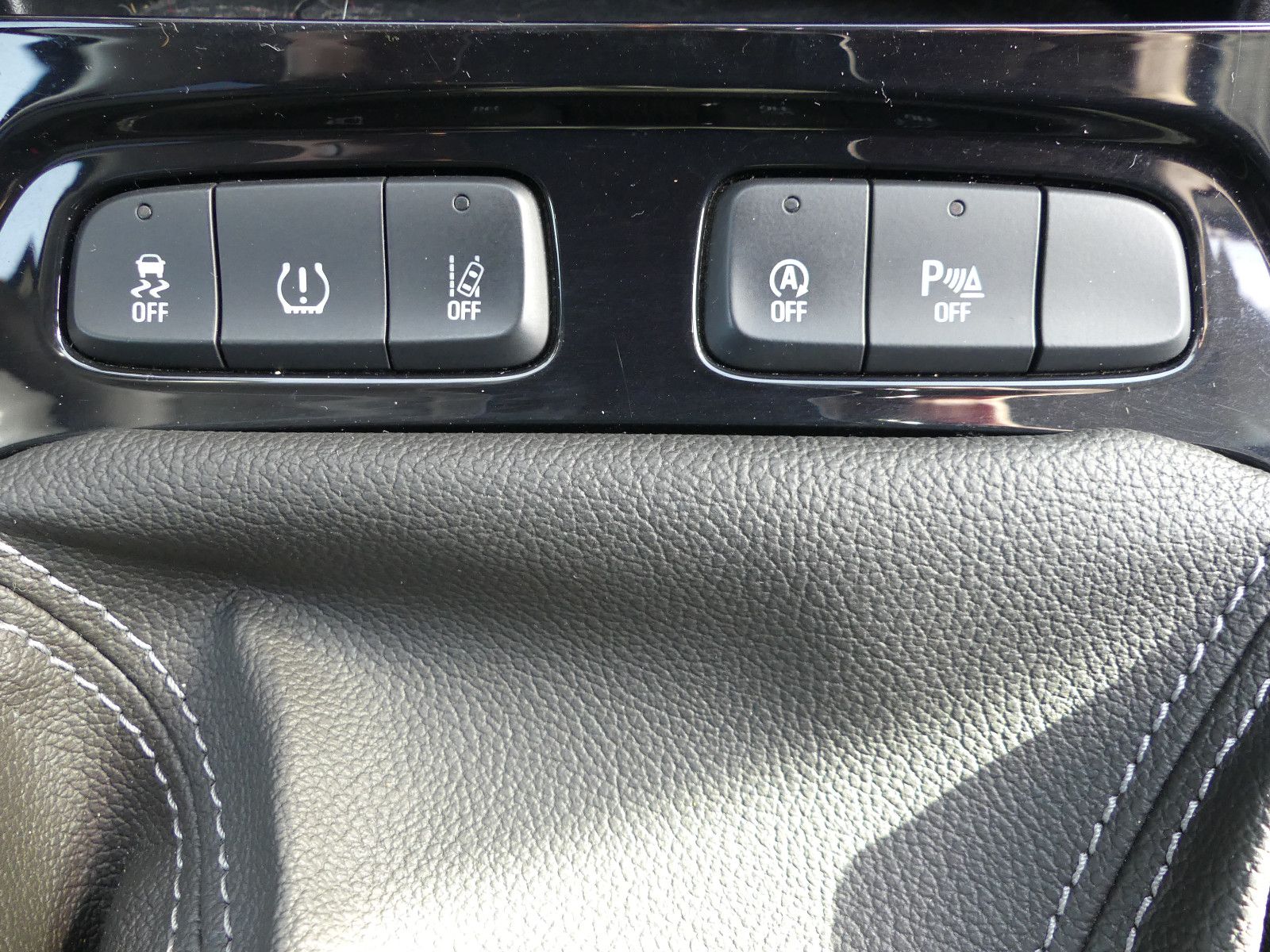 Fahrzeugabbildung Opel Grandland (X) *64TKM*