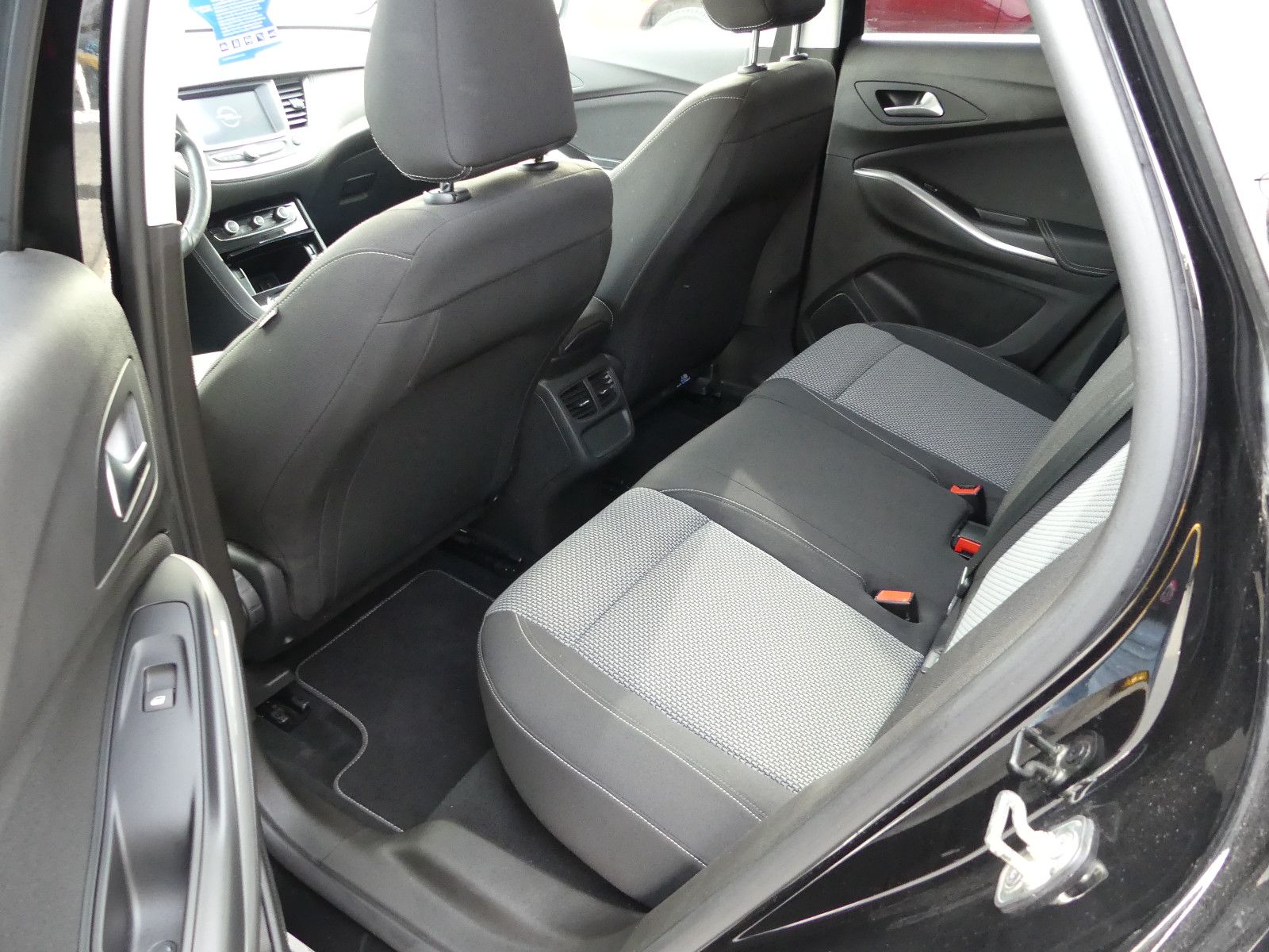 Fahrzeugabbildung Opel Grandland (X) *64TKM*