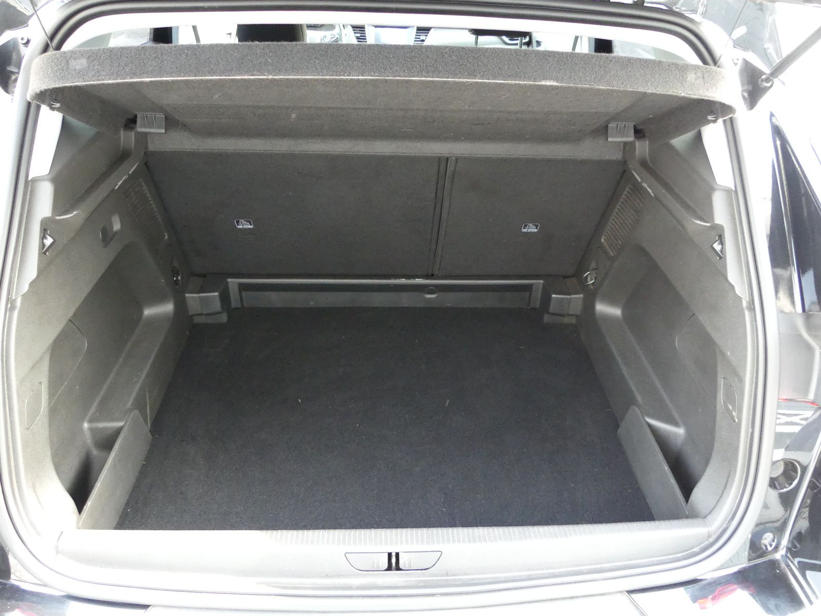 Fahrzeugabbildung Opel Grandland (X) *64TKM*