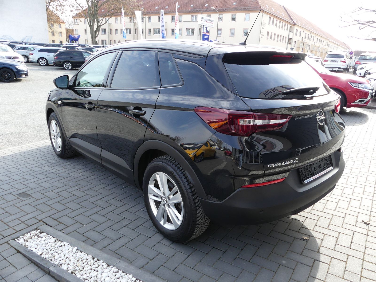 Fahrzeugabbildung Opel Grandland (X) *64TKM*