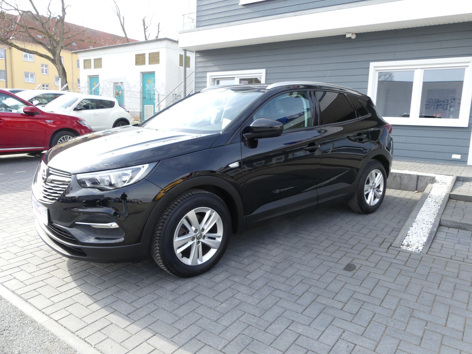 Fahrzeugabbildung Opel Grandland (X) *64TKM*