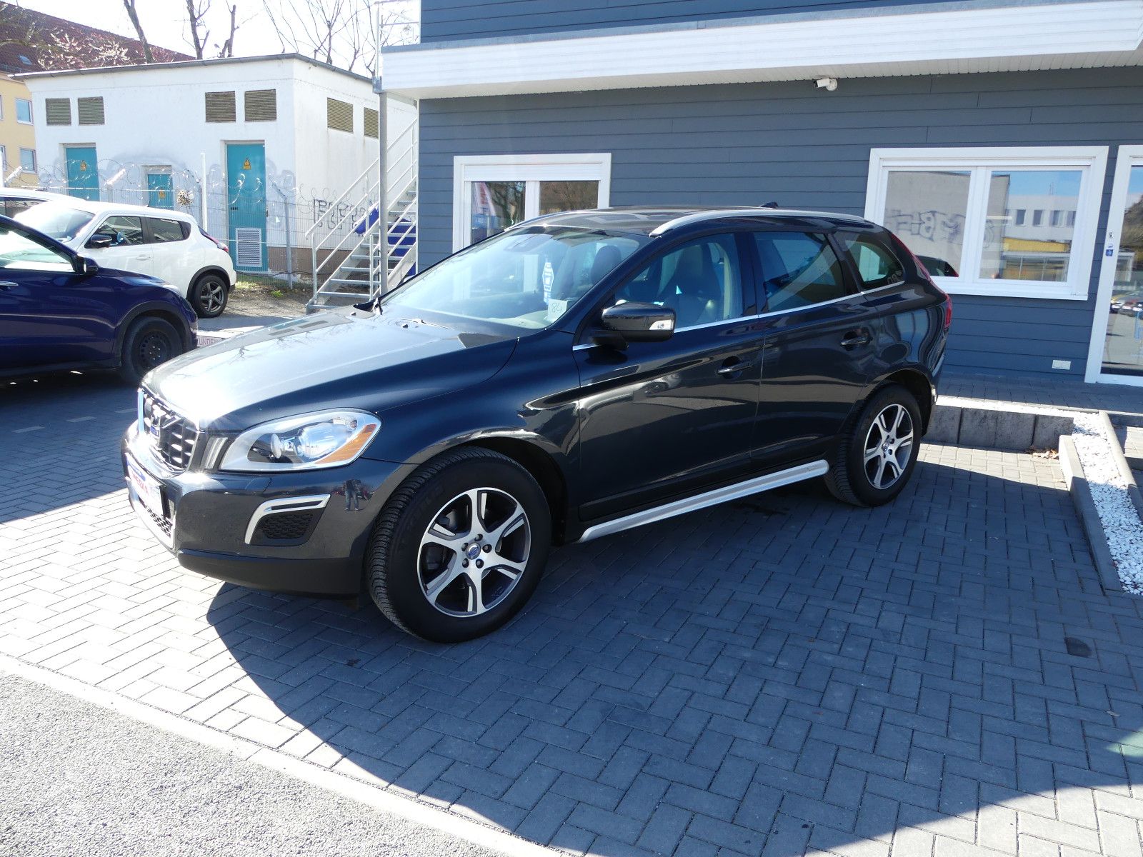 Fahrzeugabbildung Volvo XC 60 XC60 Summum AWD*2.Hand*88tkm*