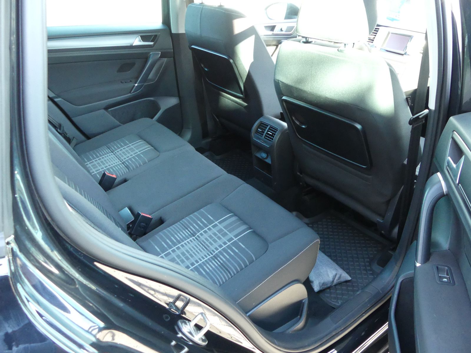 Fahrzeugabbildung Volkswagen Golf Sportsvan VII Lounge BMT/Start-Stopp*2.Hand