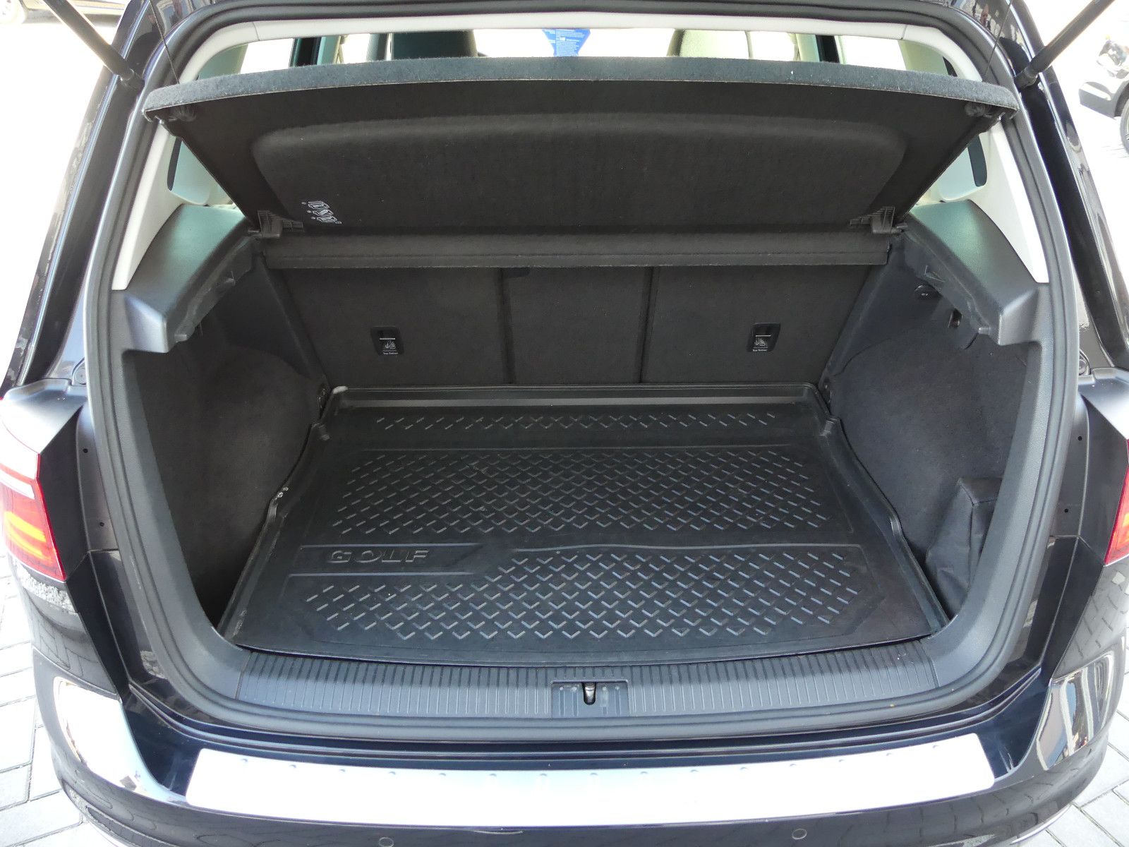 Fahrzeugabbildung Volkswagen Golf Sportsvan VII Lounge BMT/Start-Stopp*2.Hand