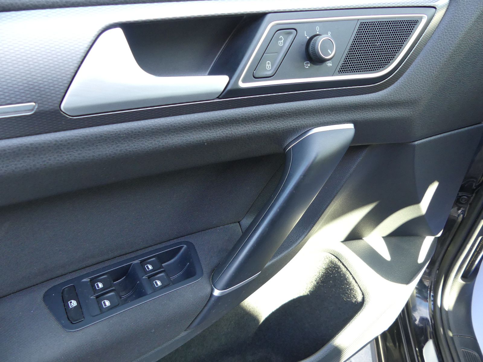 Fahrzeugabbildung Volkswagen Golf Sportsvan VII Lounge BMT/Start-Stopp*2.Hand