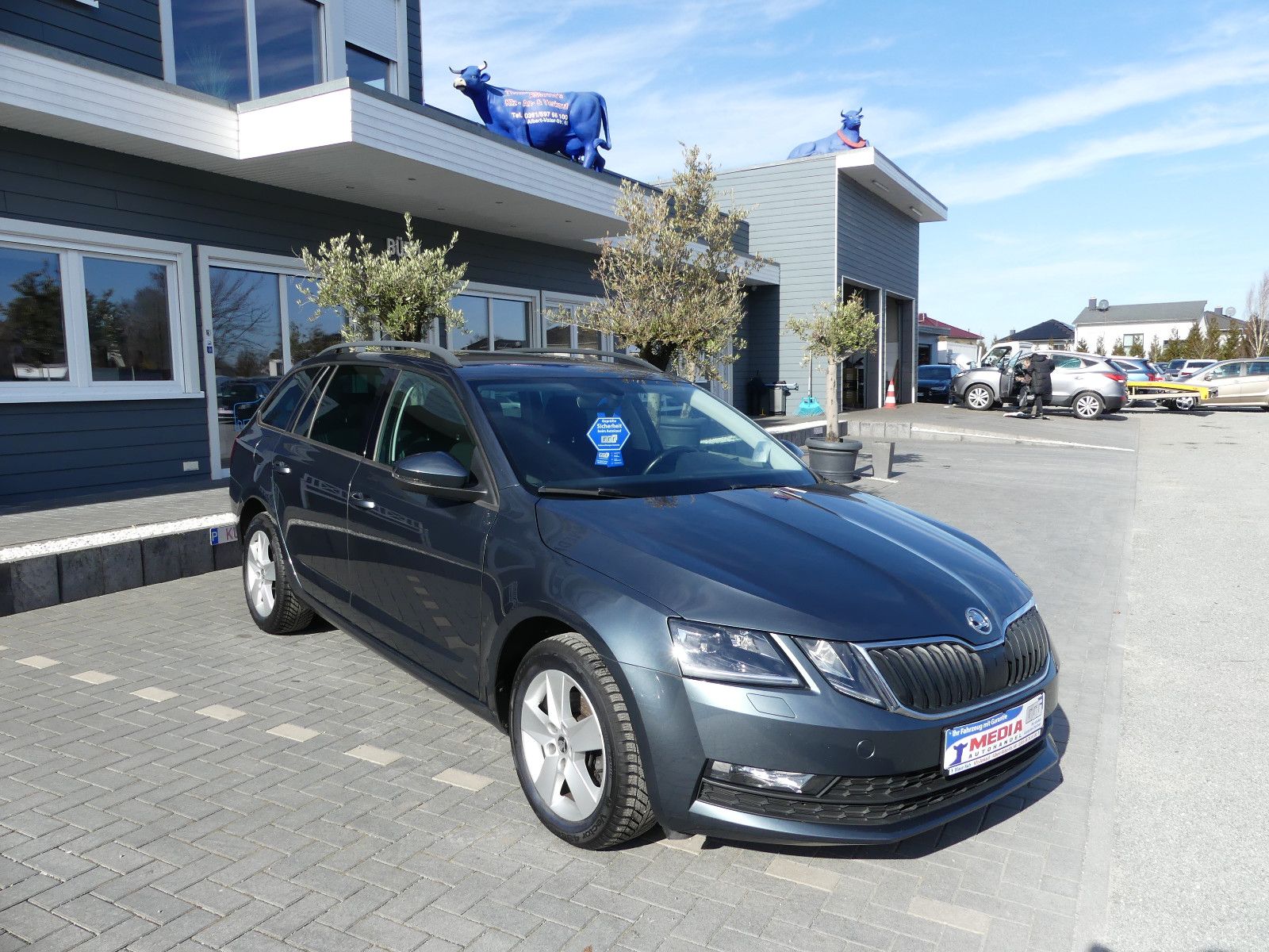 Fahrzeugabbildung SKODA Octavia Combi Ambition*2.HAND*