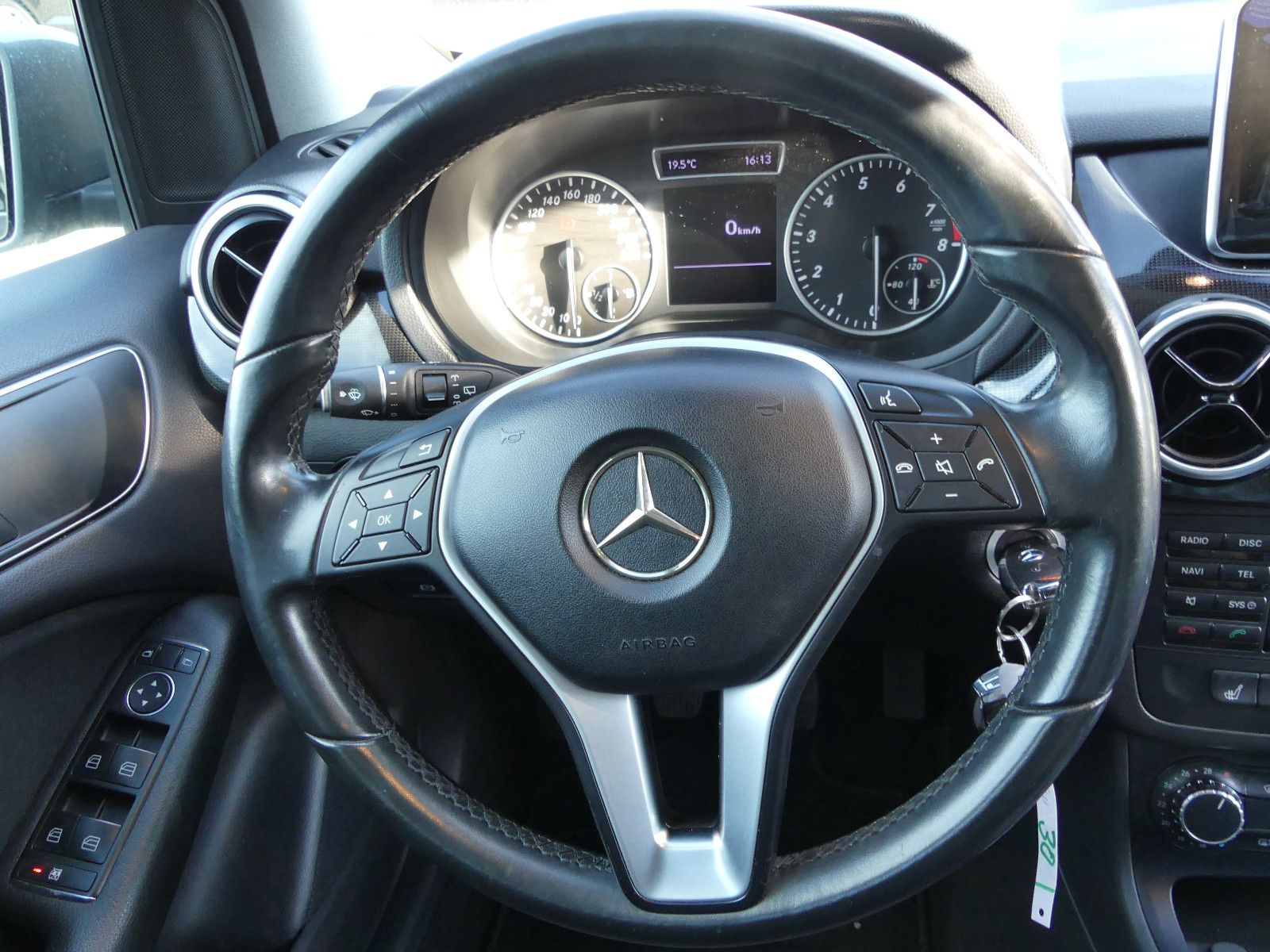 Fahrzeugabbildung Mercedes-Benz B 180 B B 180