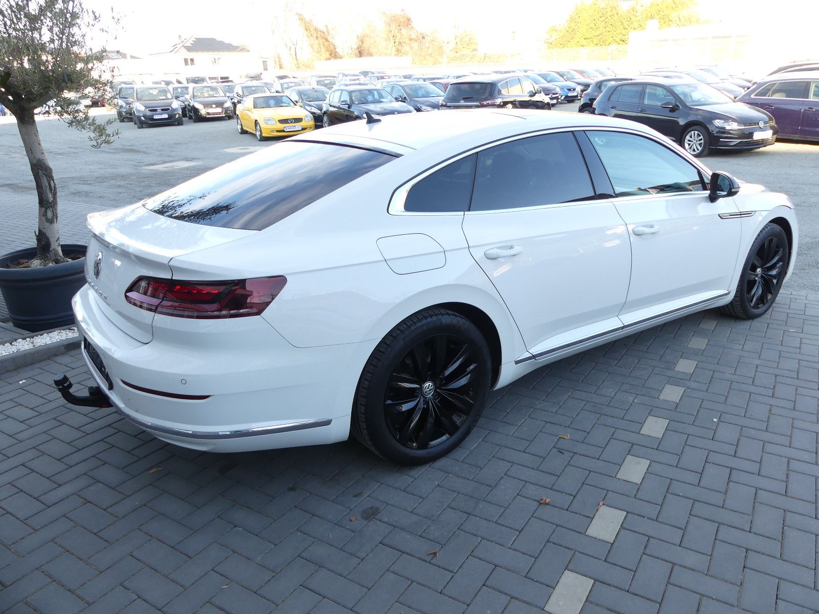 Fahrzeugabbildung Volkswagen Arteon Elegance*2.HAND*