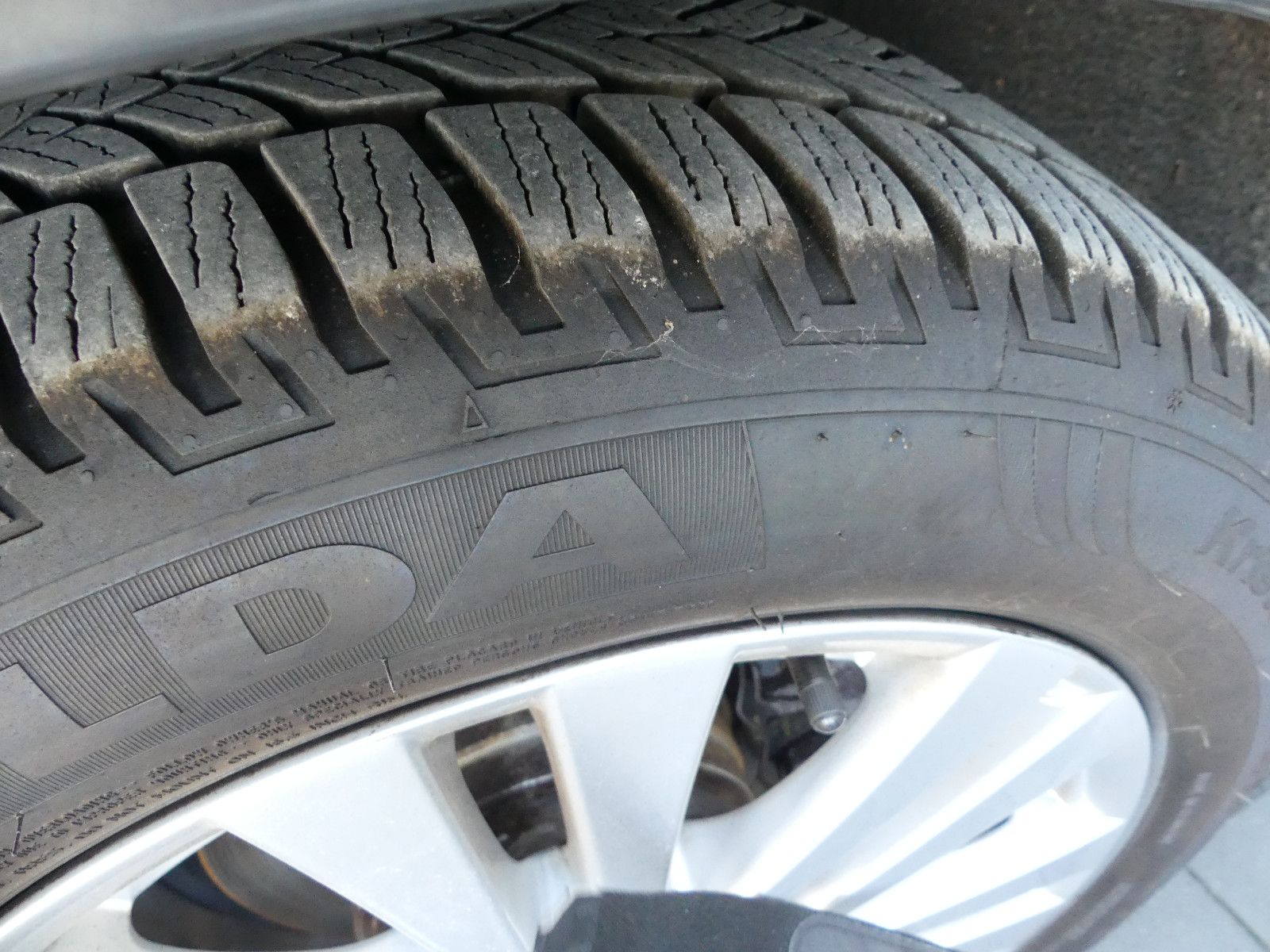 Fahrzeugabbildung Mercedes-Benz C 180 C T-Modell C 180 T CGI BlueEfficiency