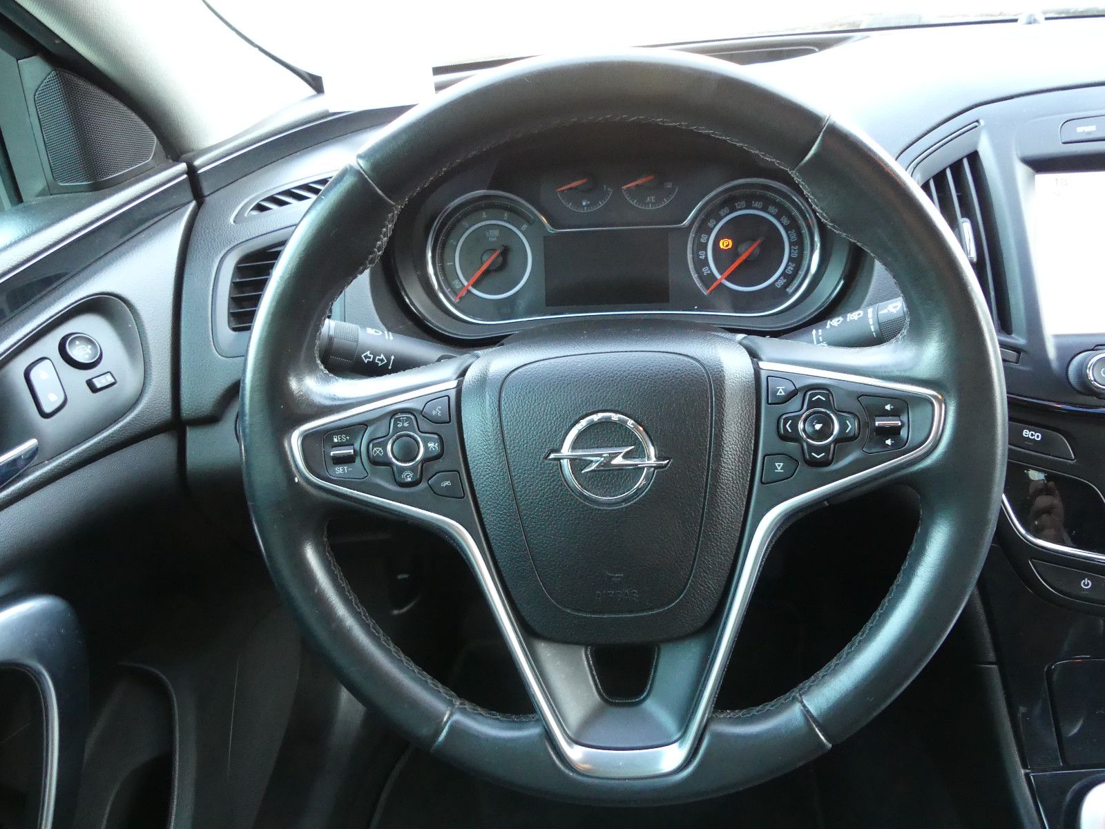 Fahrzeugabbildung Opel Insignia A Sports Tourer Innovation 4x4