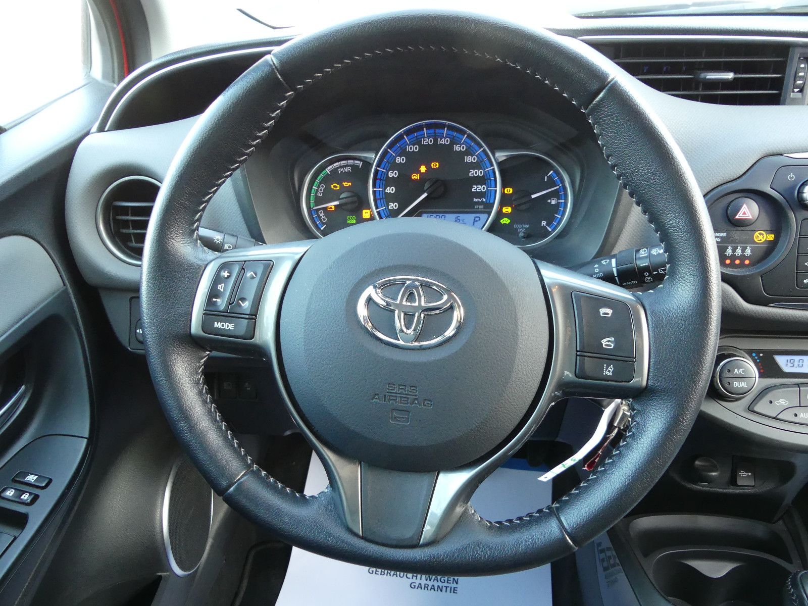 Fahrzeugabbildung Toyota Yaris Edition-S Hybrid*1.HAND*56Tkm*