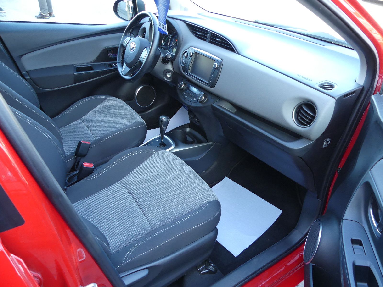 Fahrzeugabbildung Toyota Yaris Edition-S Hybrid*1.HAND*56Tkm*