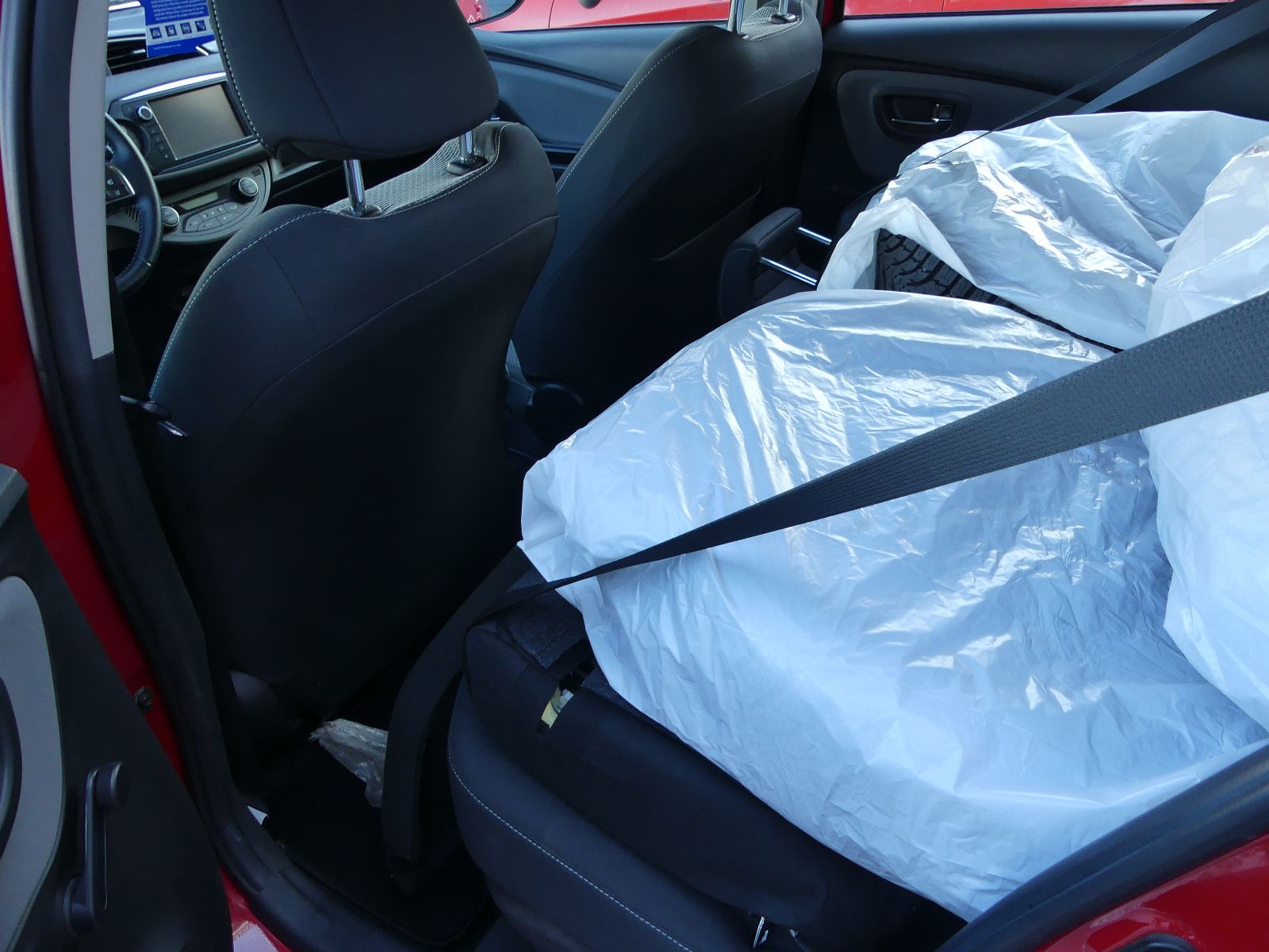 Fahrzeugabbildung Toyota Yaris Edition-S Hybrid*1.HAND*56Tkm*
